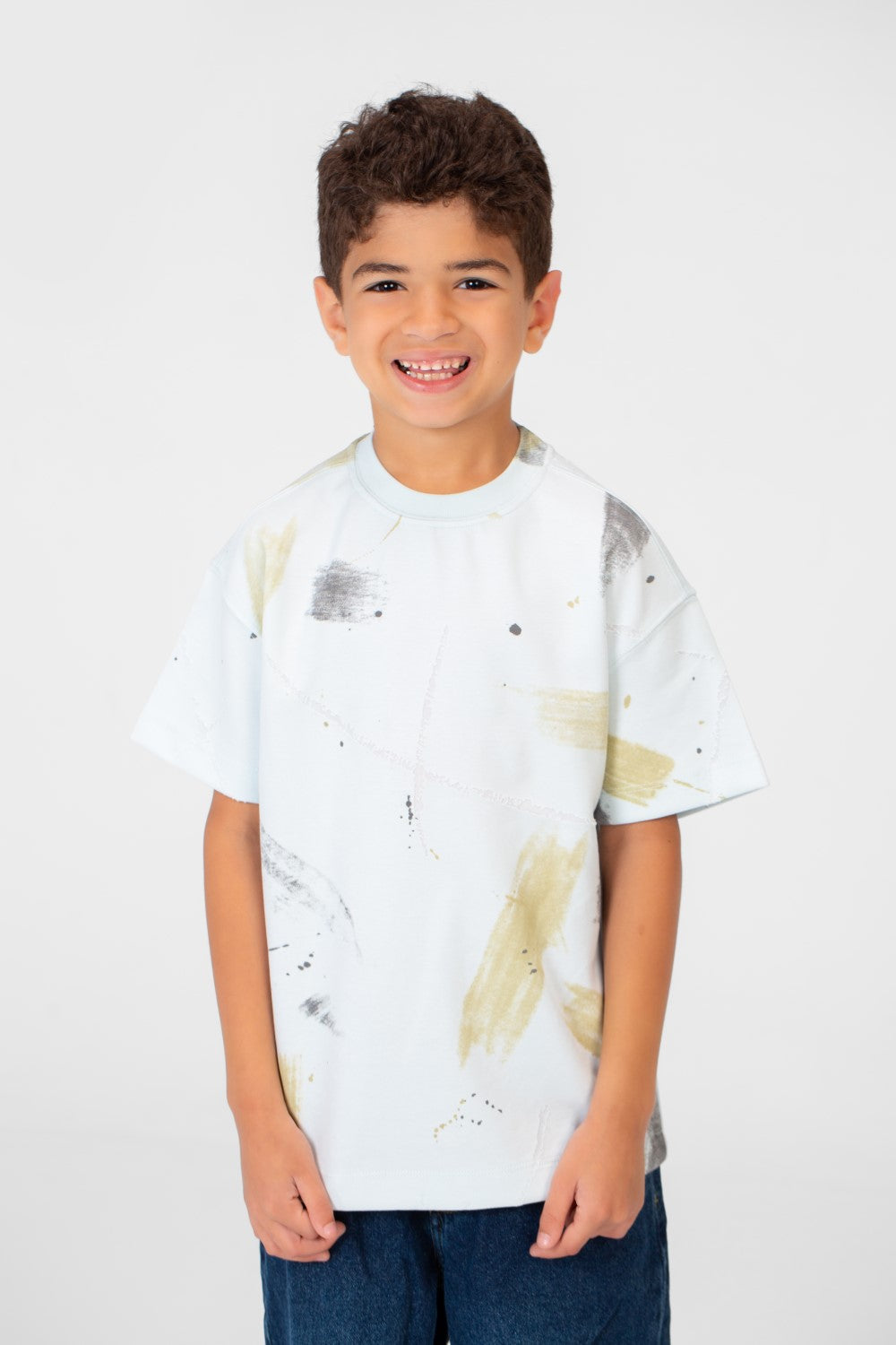Boy's Modern Colorful Half Sleeve Round Neck T-shirt