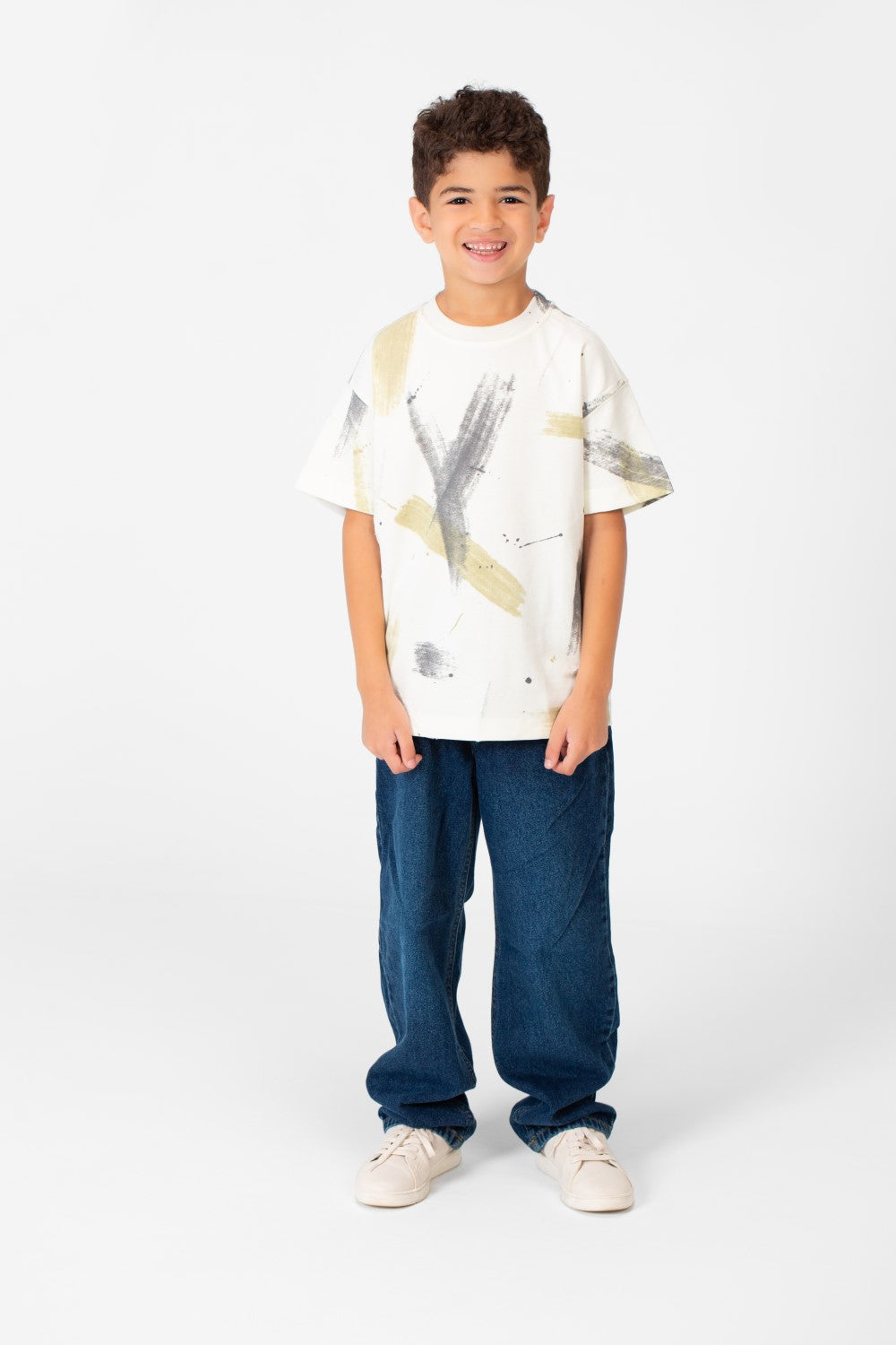 Boy's Modern Colorful Half Sleeve Round Neck T-shirt