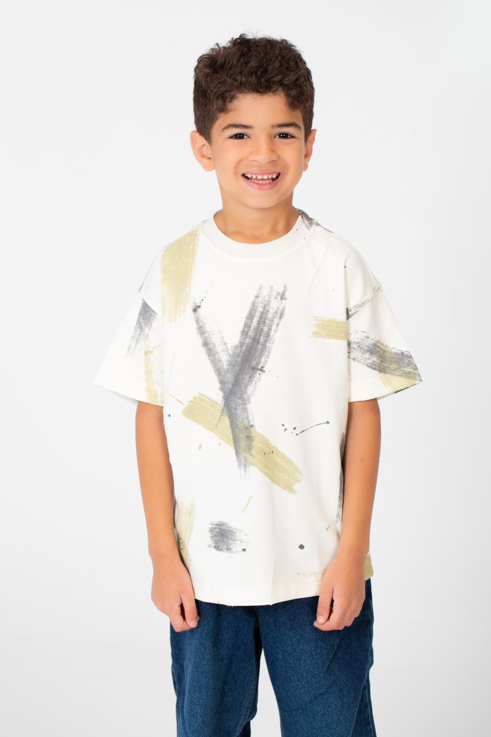 Boy's Modern Colorful Half Sleeve Round Neck T-shirt