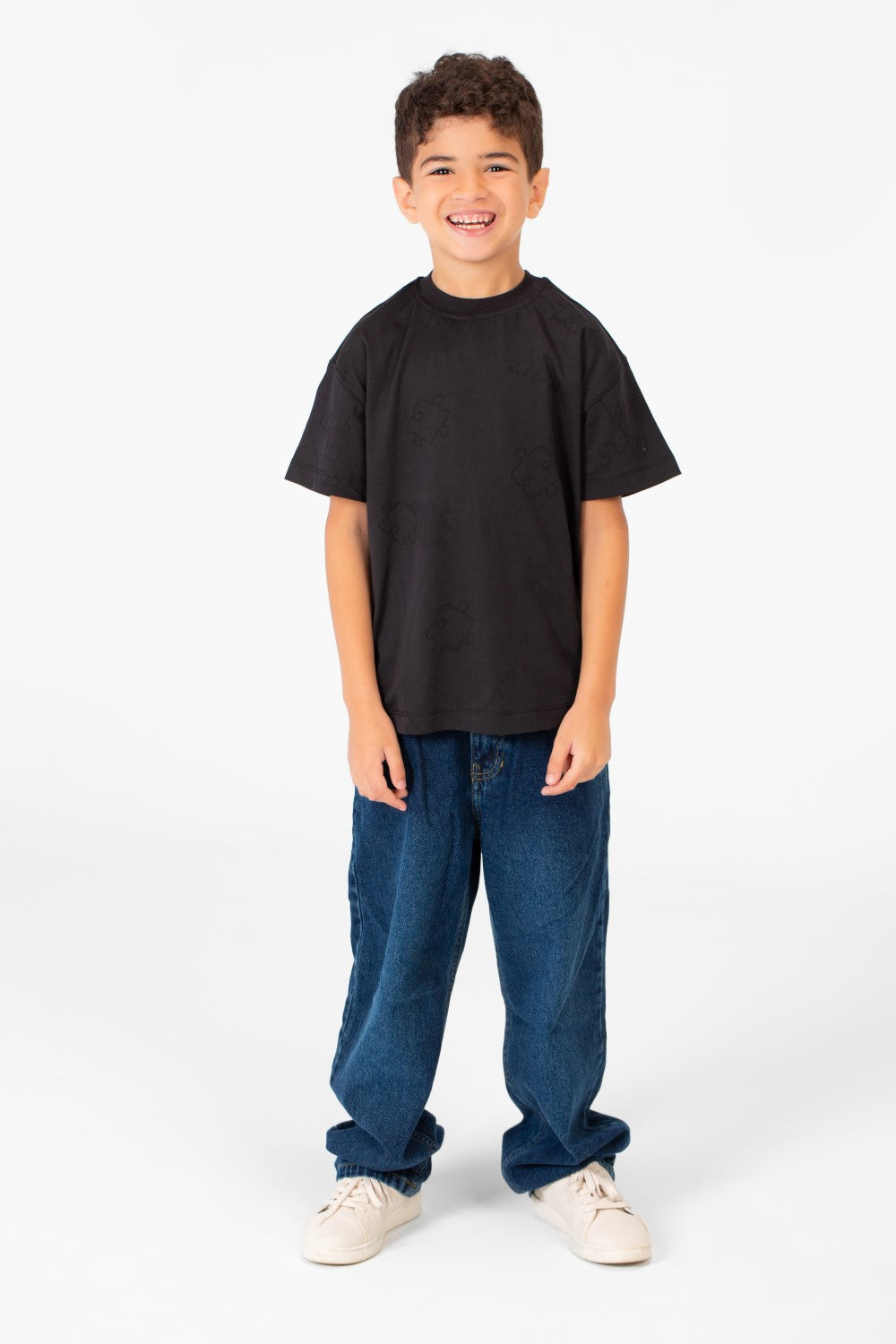 تي شيرت أساسي سادة كبير الحجم للأولاد برقبة دائرية وأكمام قصيرة