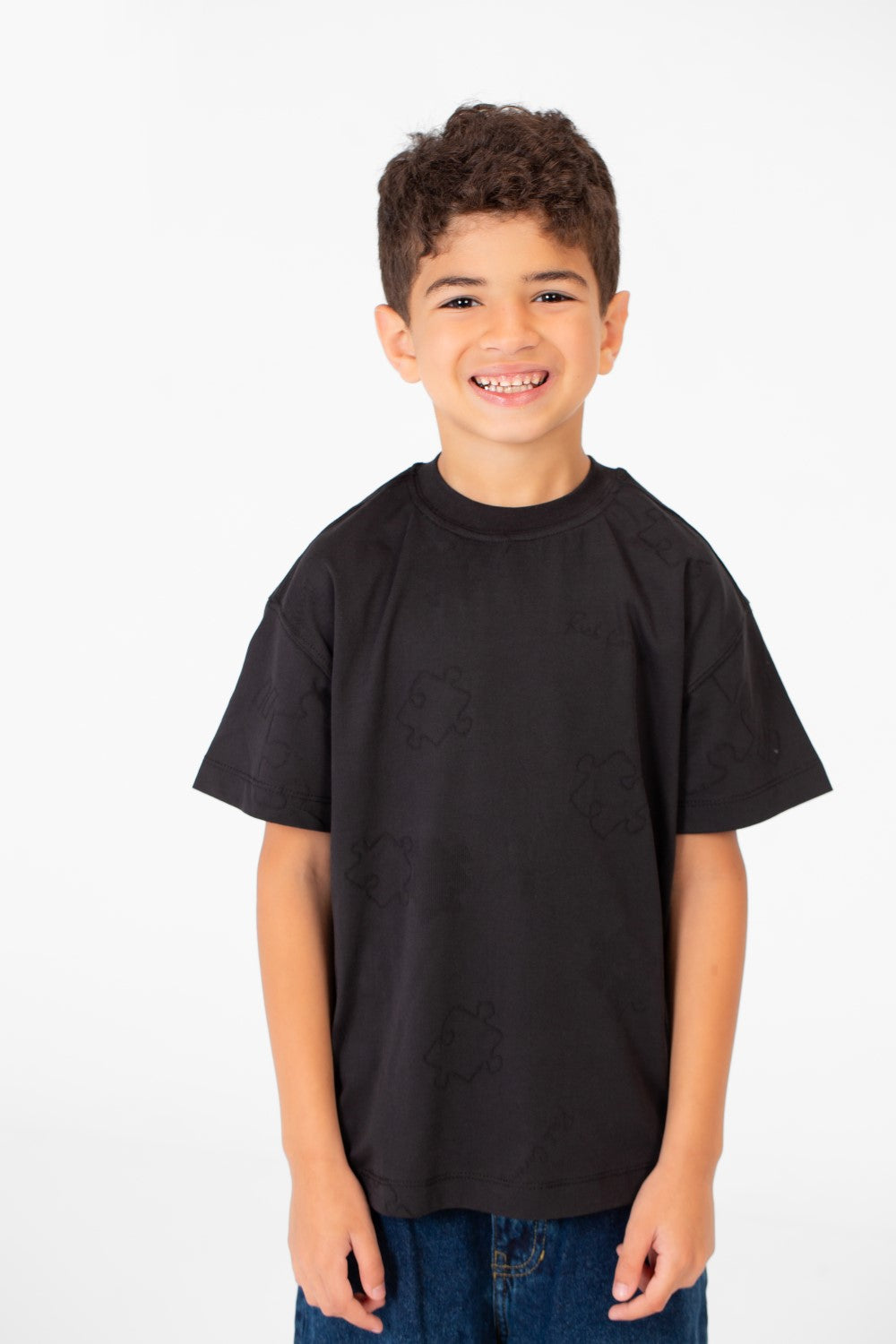 تي شيرت أساسي سادة كبير الحجم للأولاد برقبة دائرية وأكمام قصيرة
