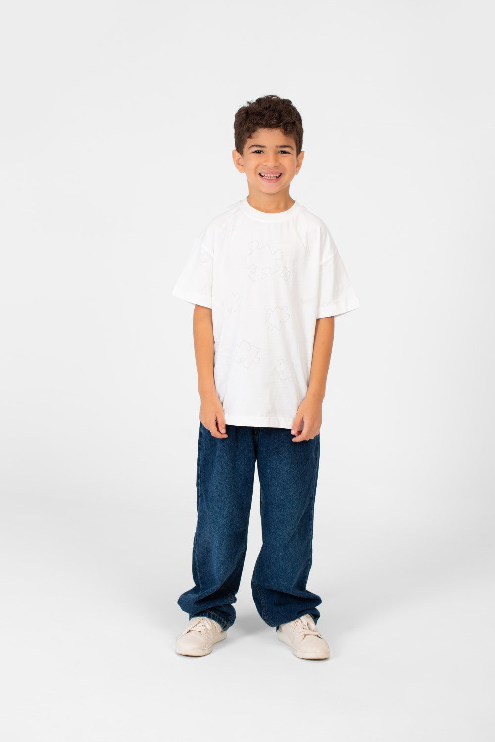 تي شيرت أساسي سادة كبير الحجم للأولاد برقبة دائرية وأكمام قصيرة