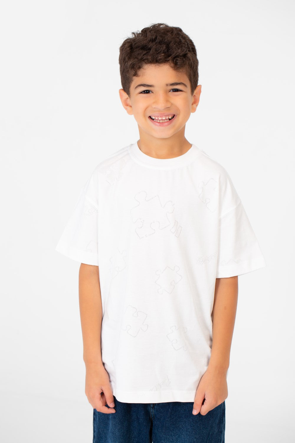 تي شيرت أساسي سادة كبير الحجم للأولاد برقبة دائرية وأكمام قصيرة