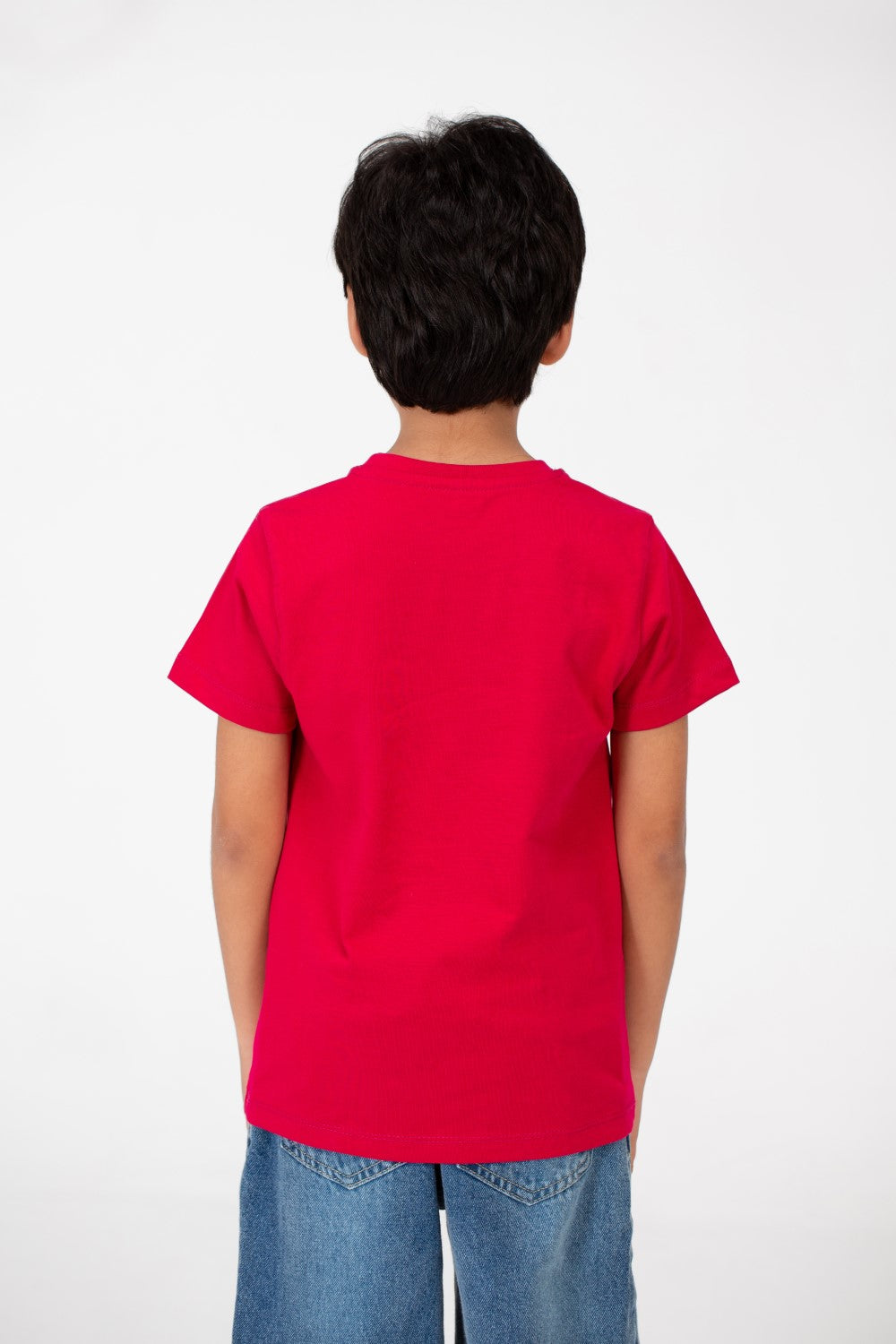 تي شيرت بأكمام قصيرة وطبعة أمامية للأولاد