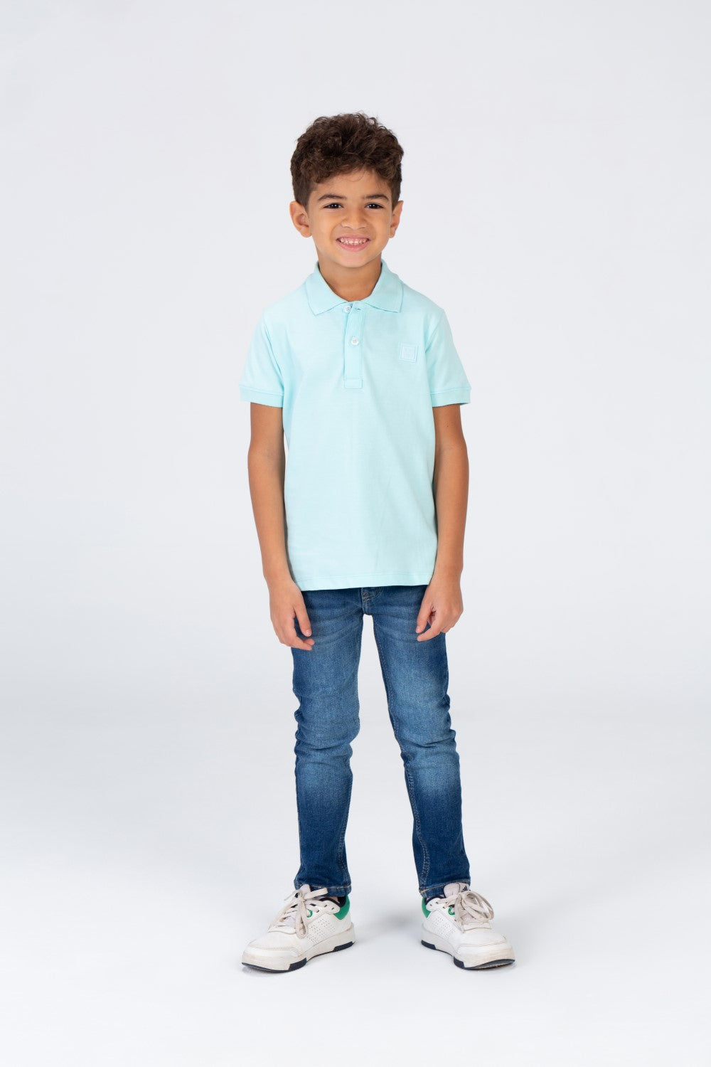 تي شيرت بولو سادة للأولاد بأكمام قصيرة وشعار طماطم على الجهة الأمامية