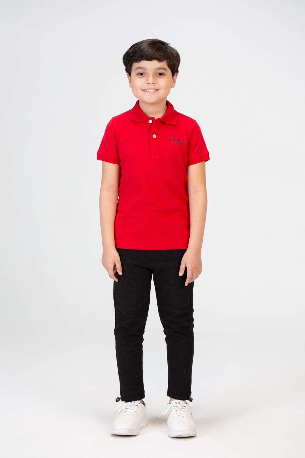تي شيرت بولو للأولاد بأكمام قصيرة وطبعة مميزة على الظهر