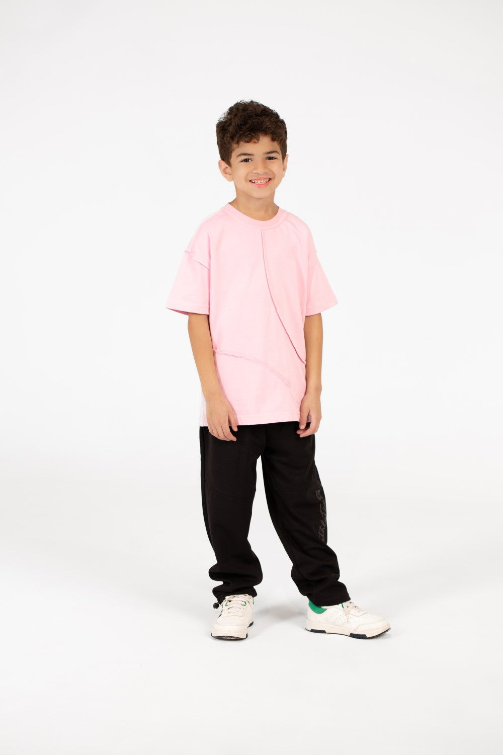 تي شيرت عصري كبير الحجم للأولاد برقبة دائرية