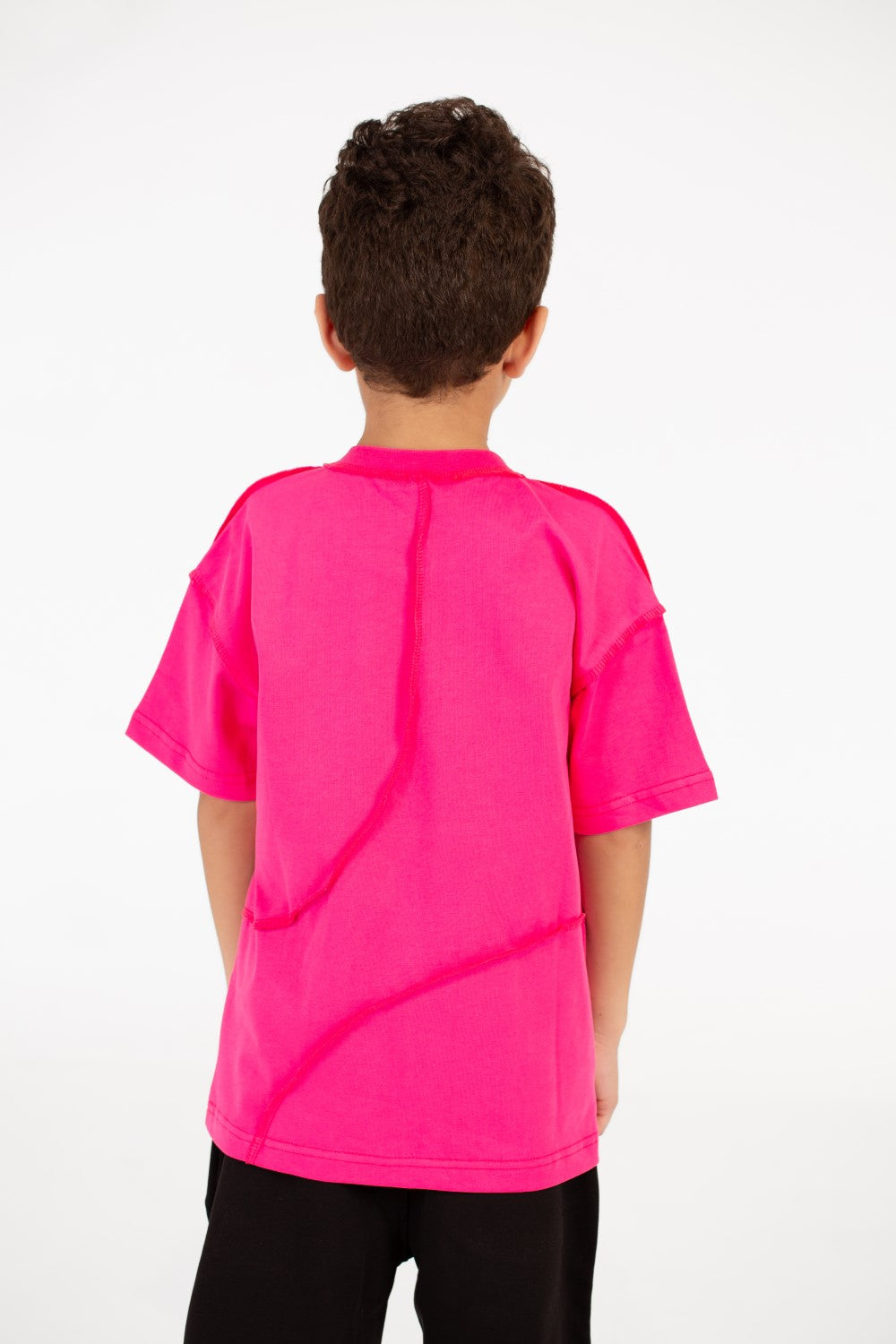 تي شيرت عصري كبير الحجم للأولاد برقبة دائرية