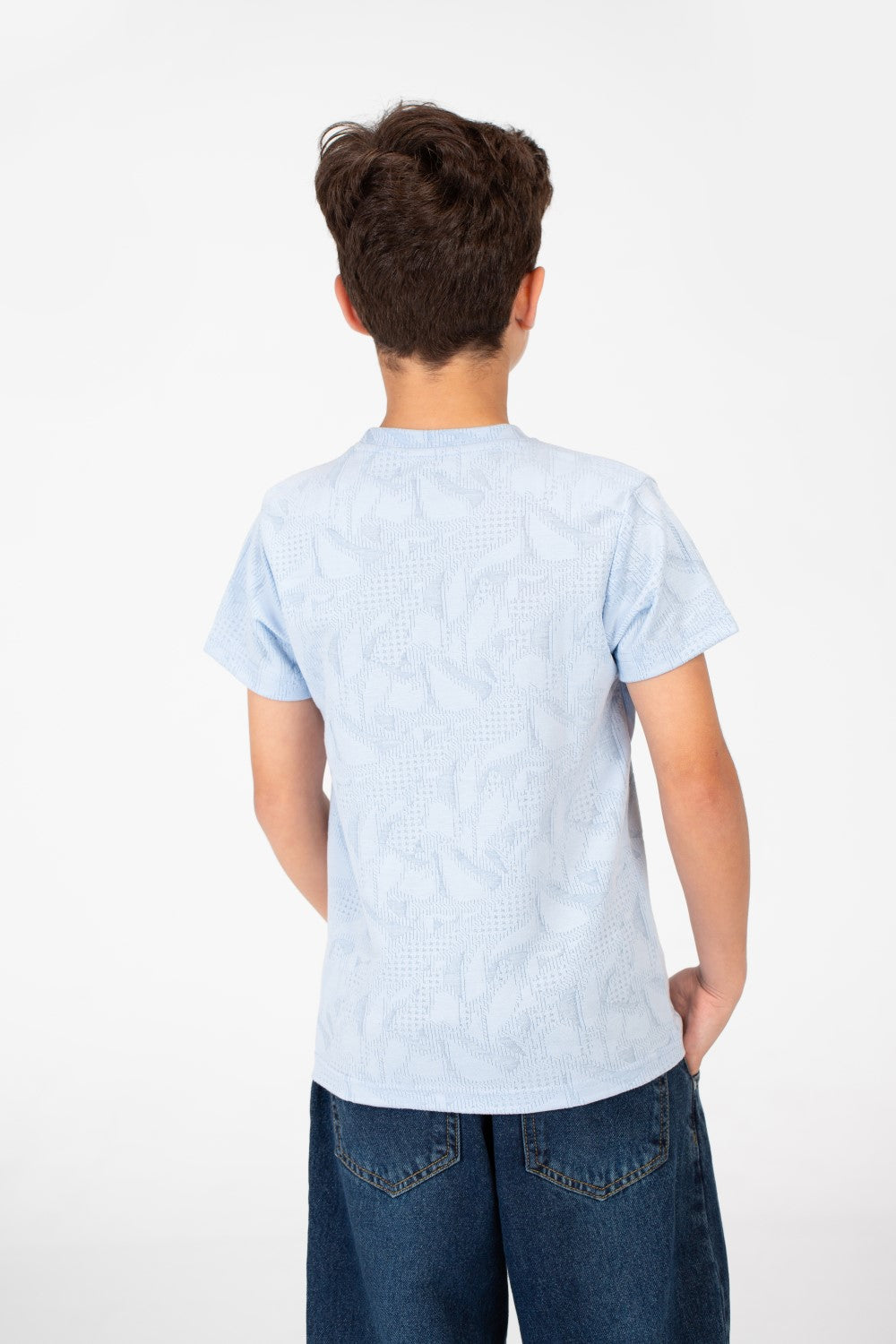 تي شيرت عصري للأولاد بنصف كم