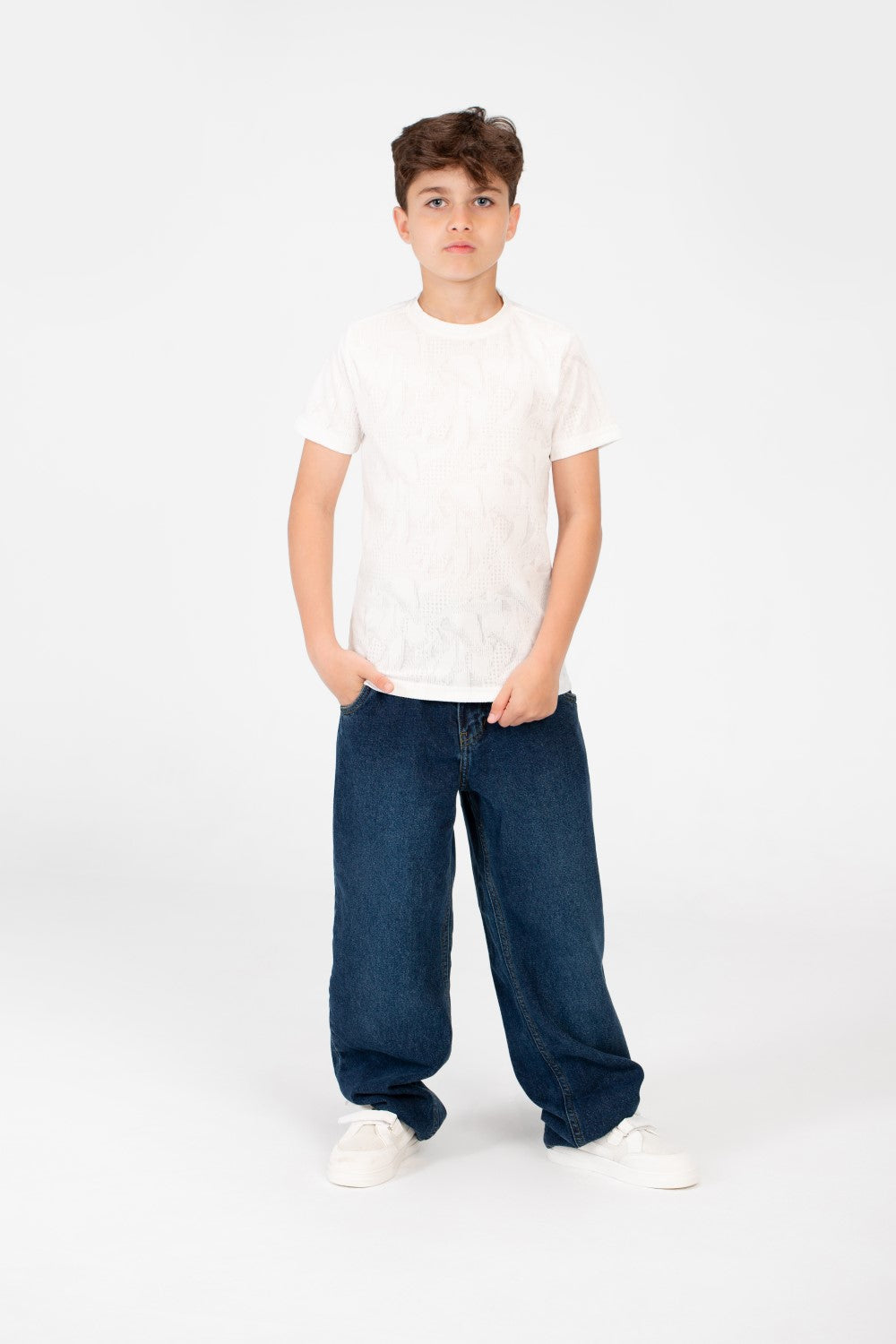 تي شيرت عصري للأولاد بنصف كم