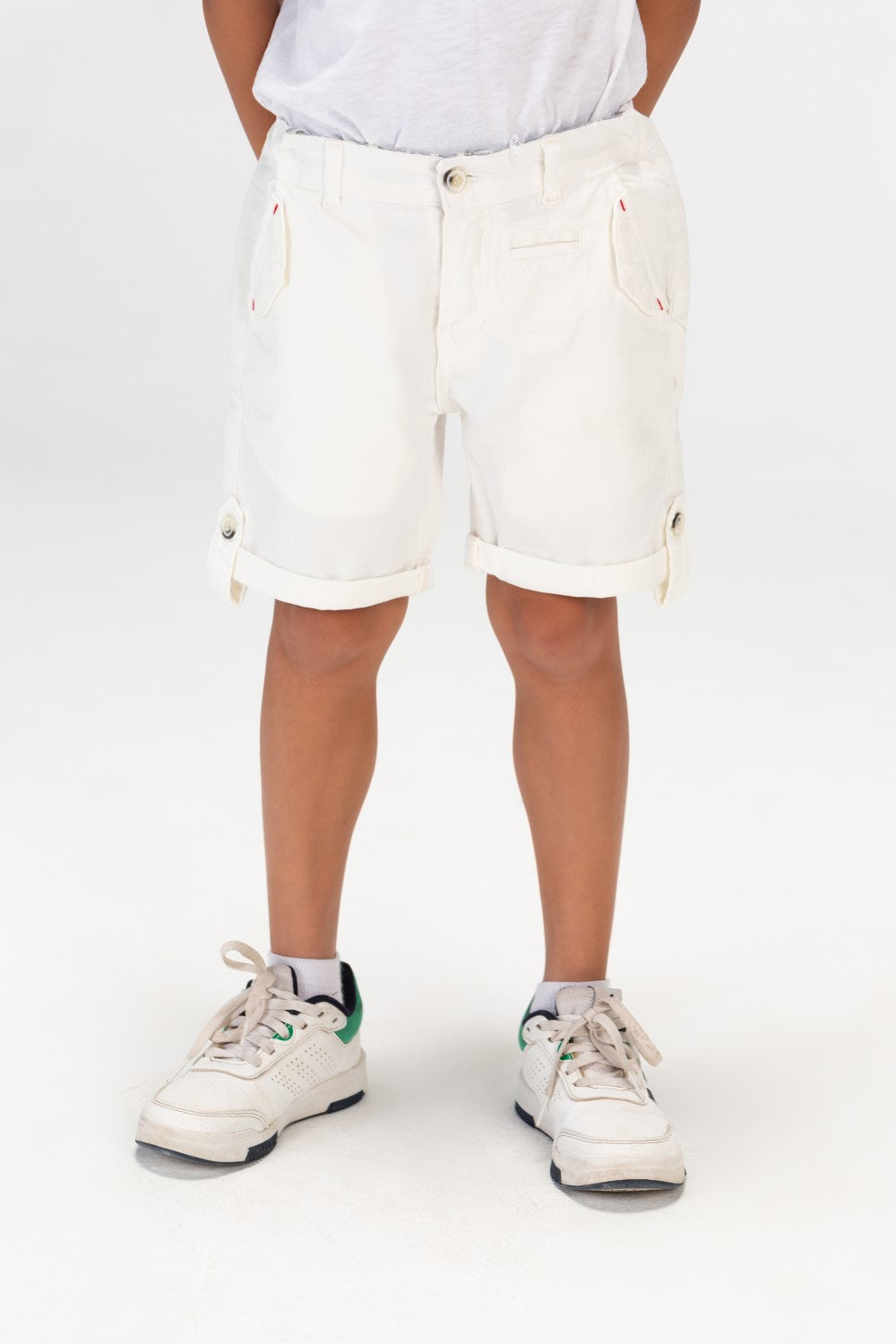 شورت غاباردين كاجوال للأولاد مع طبعة طماطم على الظهر