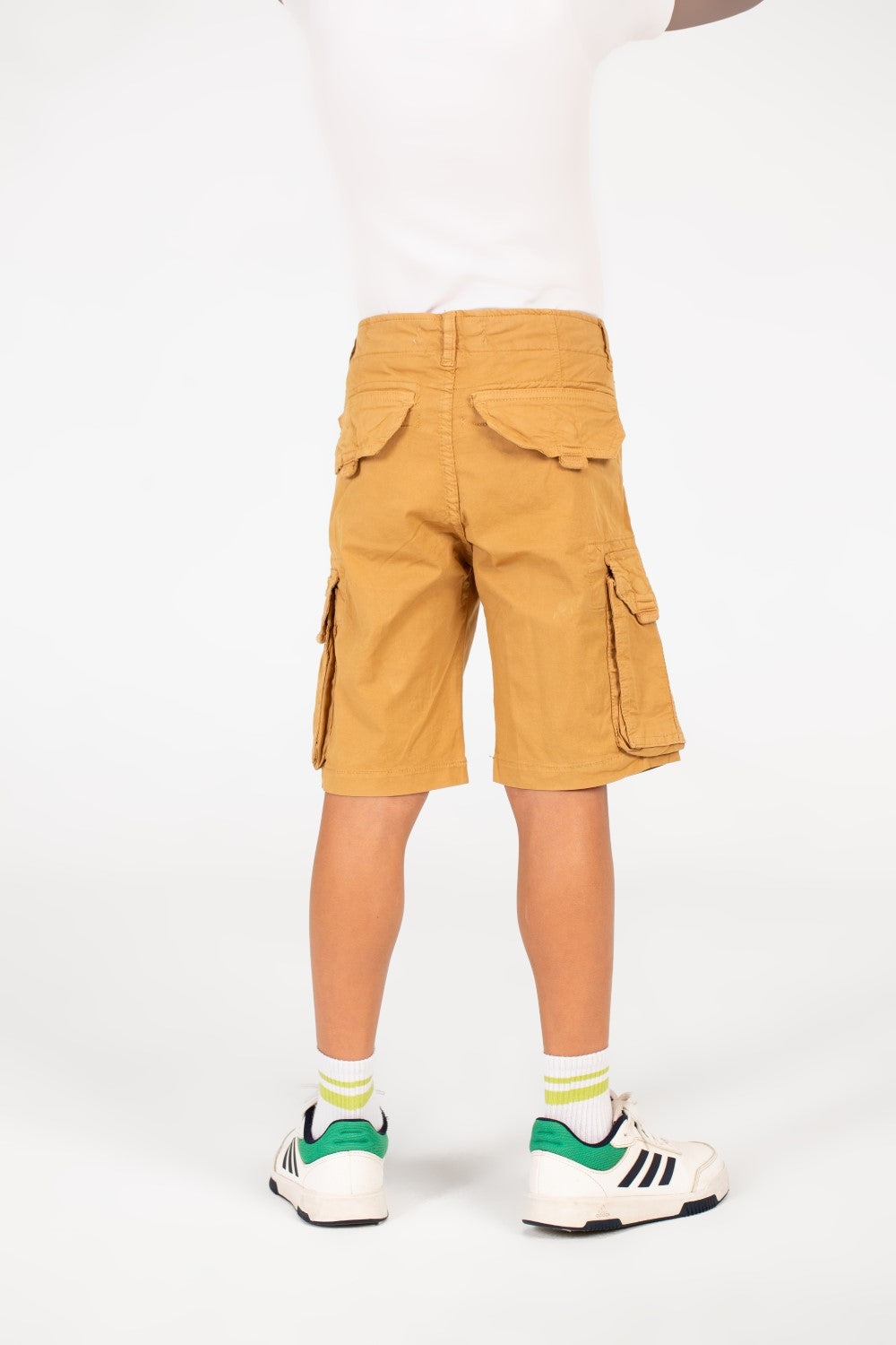 شورت غاباردين للأولاد مع جيوب