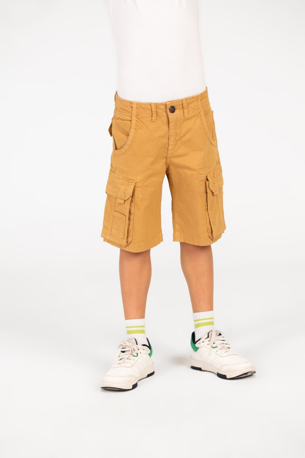 شورت غاباردين للأولاد مع جيوب