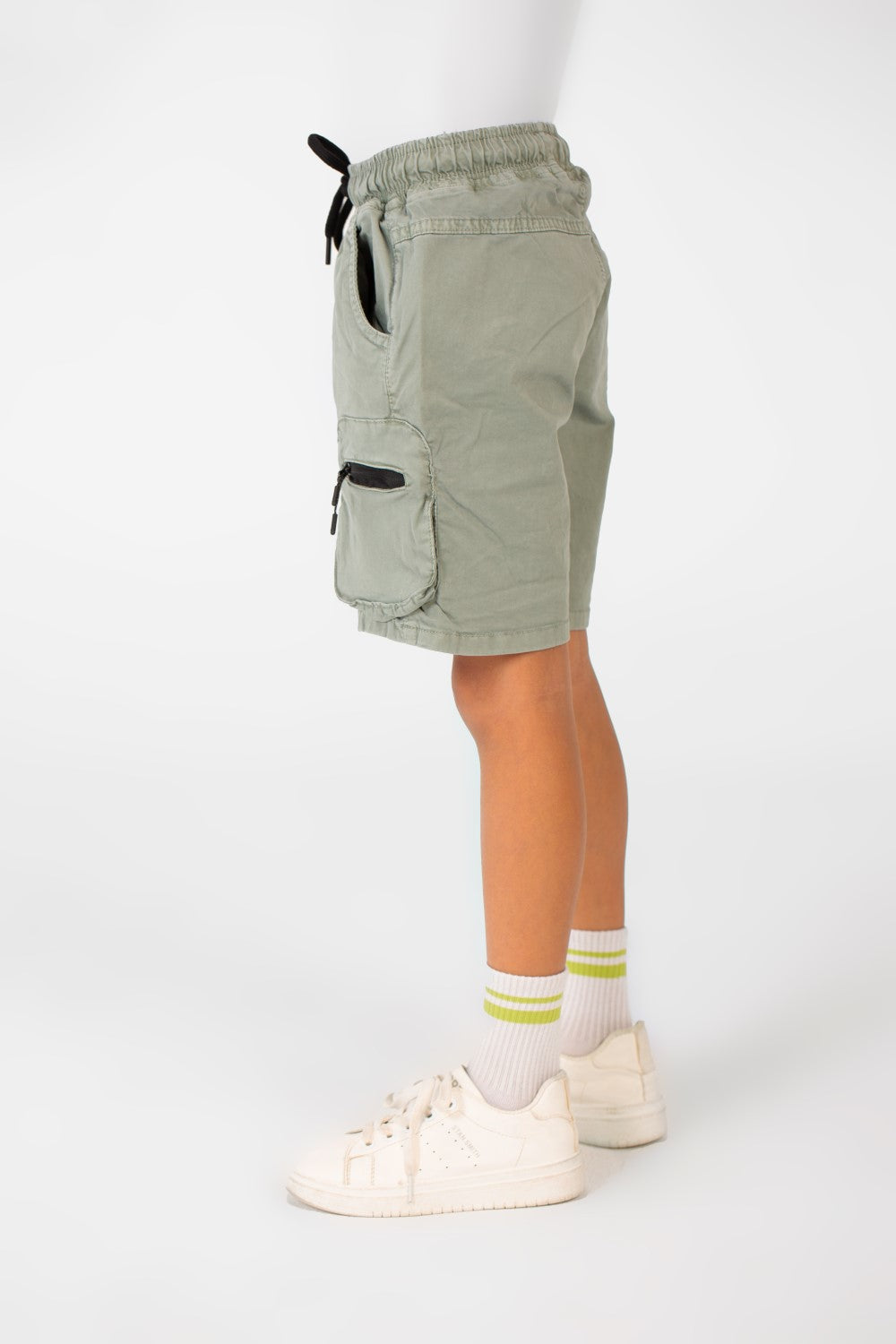 شورت طماطم غاباردين للأولاد بحزام خصر مطاطي مع جيوب عصرية