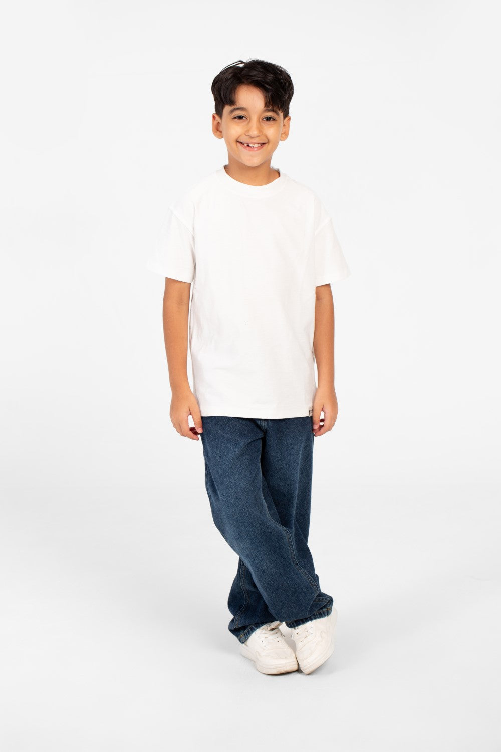 تي شيرت للأولاد بأكمام قصيرة ورقبة دائرية بألوان أساسية يومية