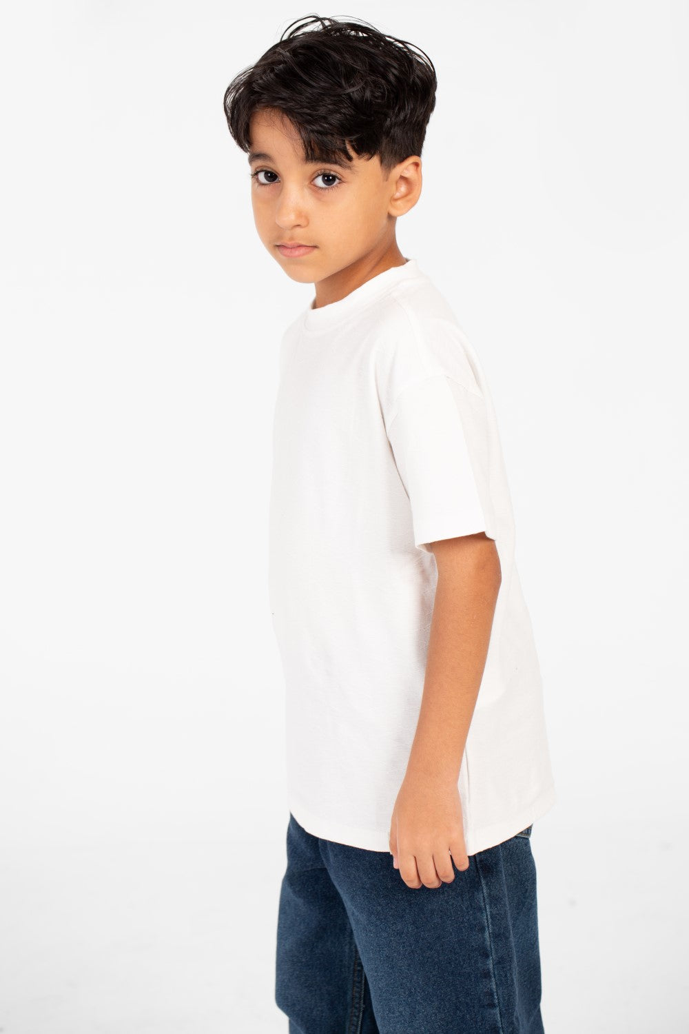 تي شيرت للأولاد بأكمام قصيرة ورقبة دائرية بألوان أساسية يومية