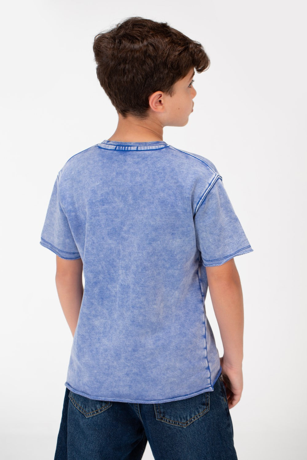 تي شيرت أساسي مغسول بأكمام نصفية للأولاد
