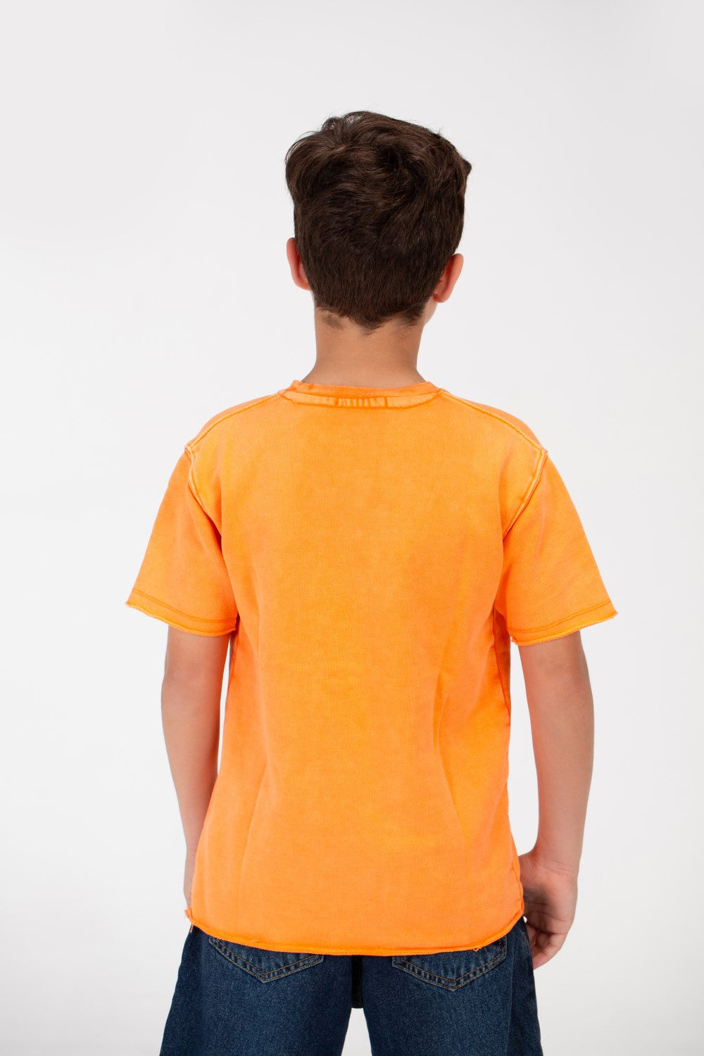 تي شيرت أساسي مغسول بأكمام نصفية للأولاد