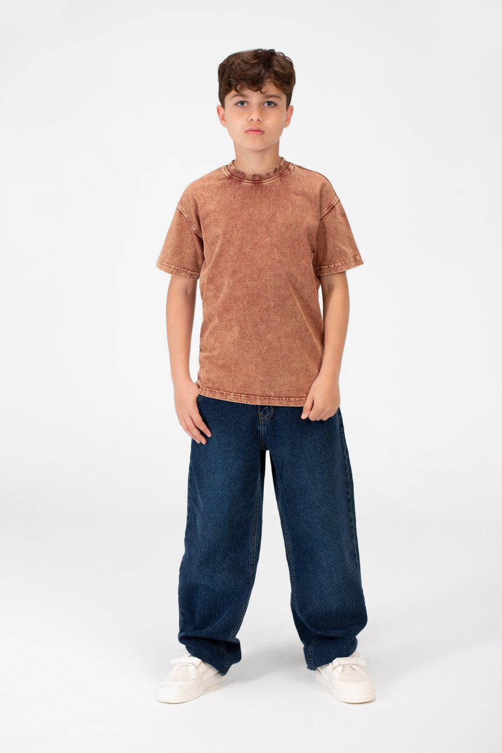 تي شيرت أساسي مغسول برقبة دائرية للأولاد