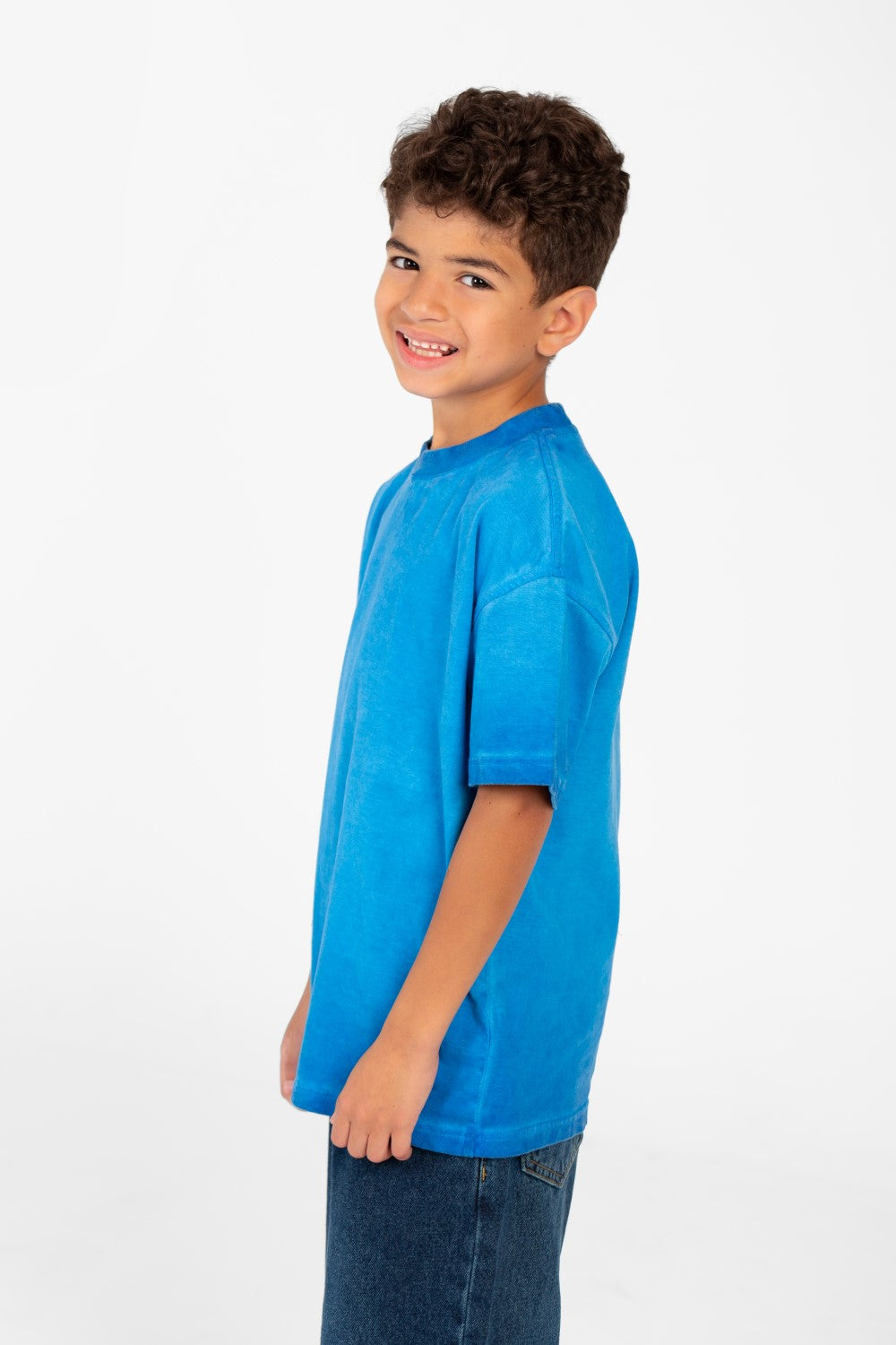 تي شيرت صيفي أساسي كبير الحجم للأولاد بأكمام نصفية