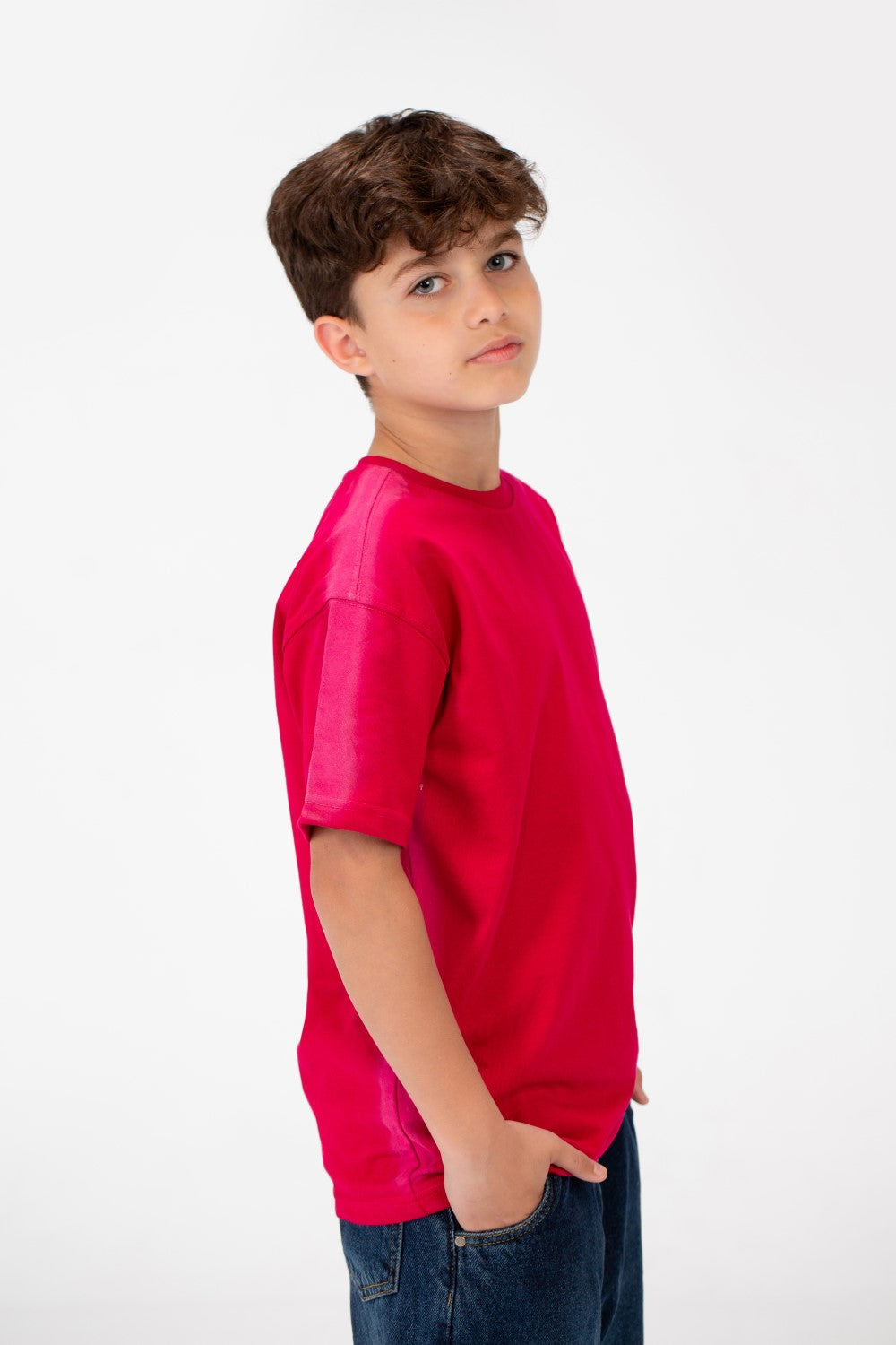 تي شيرت أساسي كبير الحجم للأولاد برقبة دائرية