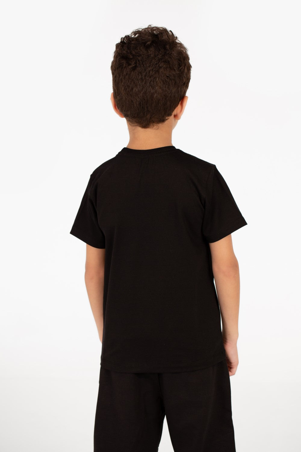 تي شيرت أساسي للأولاد بنصف كم