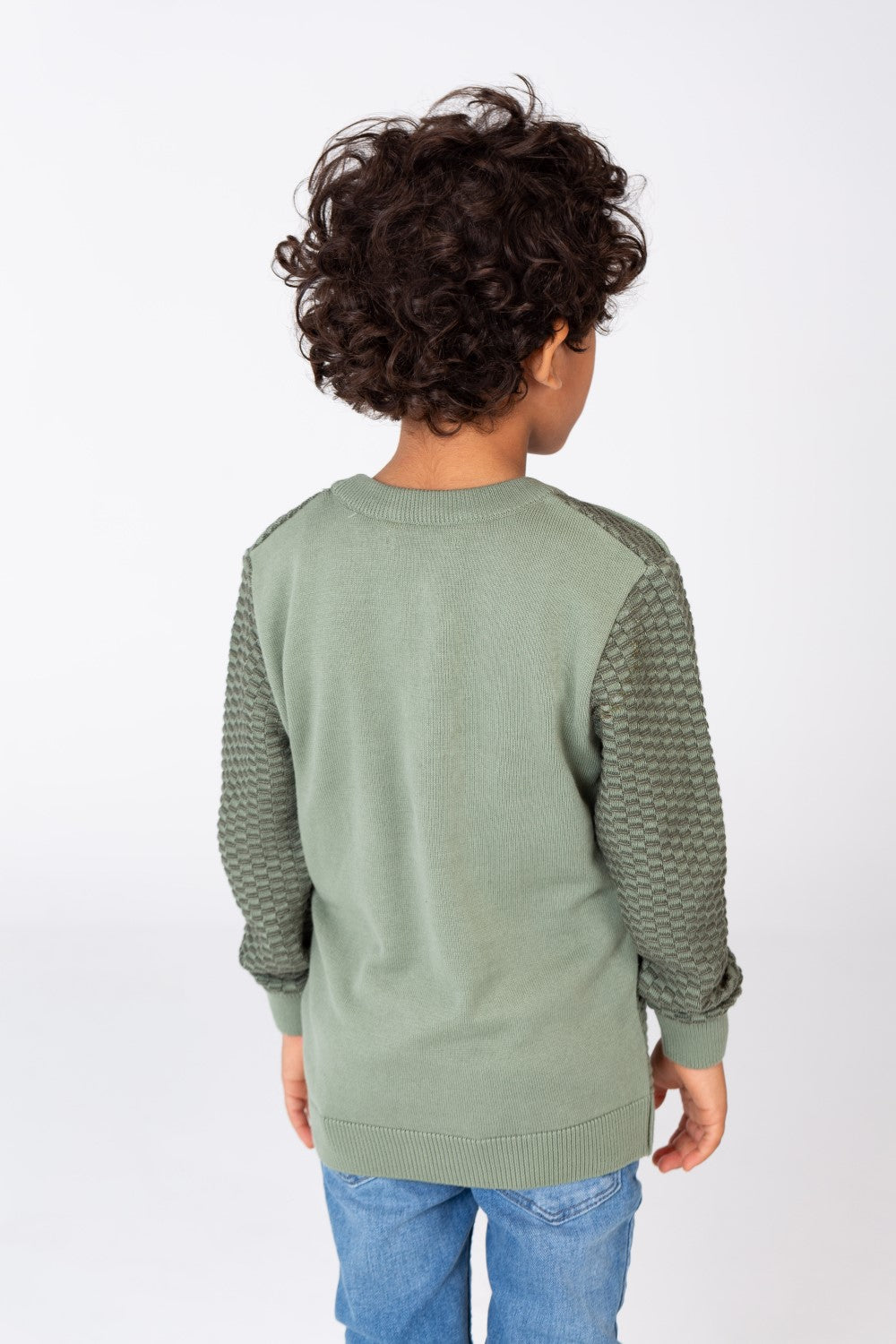 بلوفر سادة للأولاد برقبة دائرية مصنوع من مادة قطنية