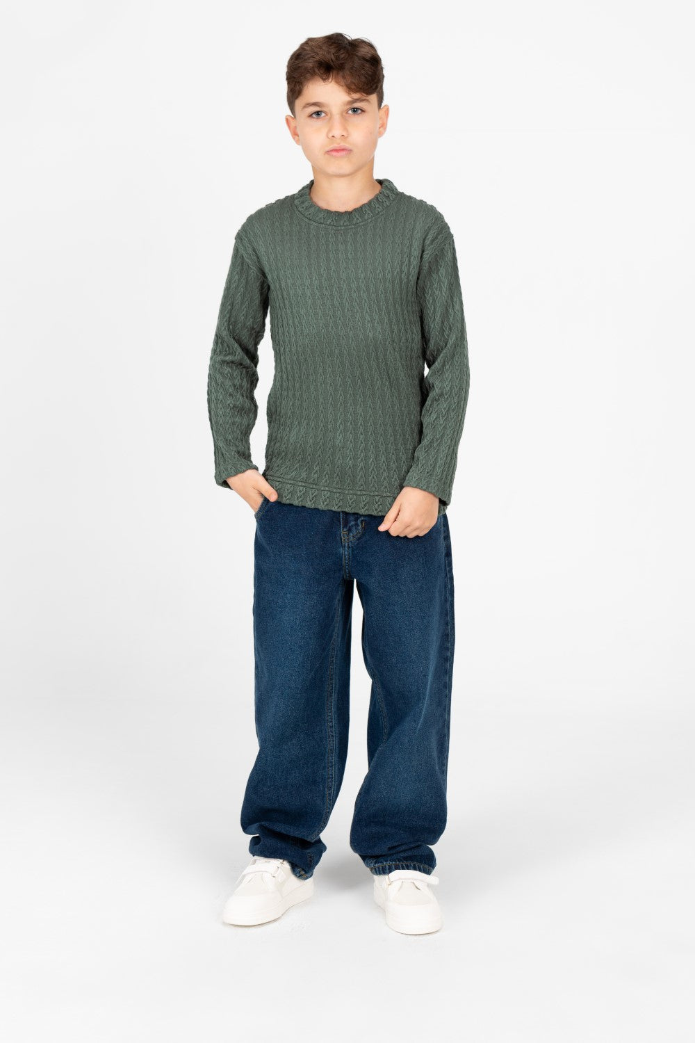 سترة صوفية سادة محبوكة بأكمام طويلة ورقبة دائرية للأولاد