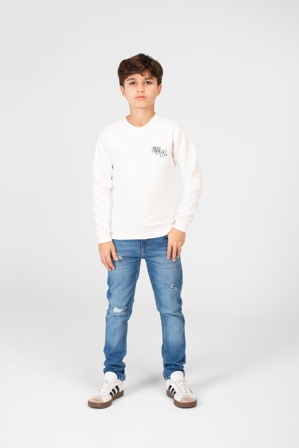 سويت شيرت مطبوع برقبة دائرية للأولاد