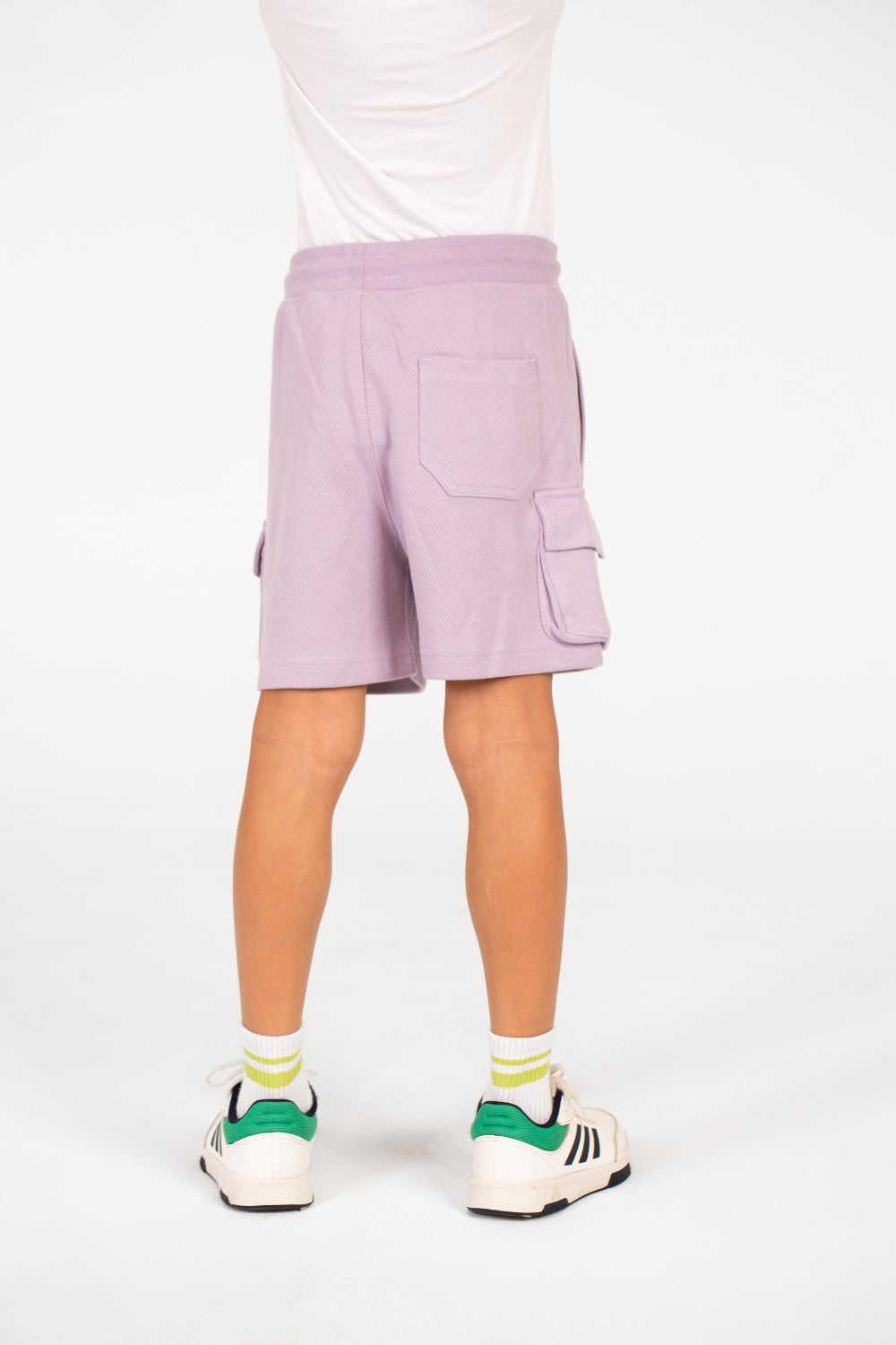 شورت ميلتون للأولاد بحزام خصر مطاطي وجيب خلفي