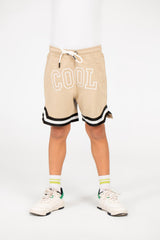 شورت ميلتون بطبعة رائعة ومخطّطين للأولاد