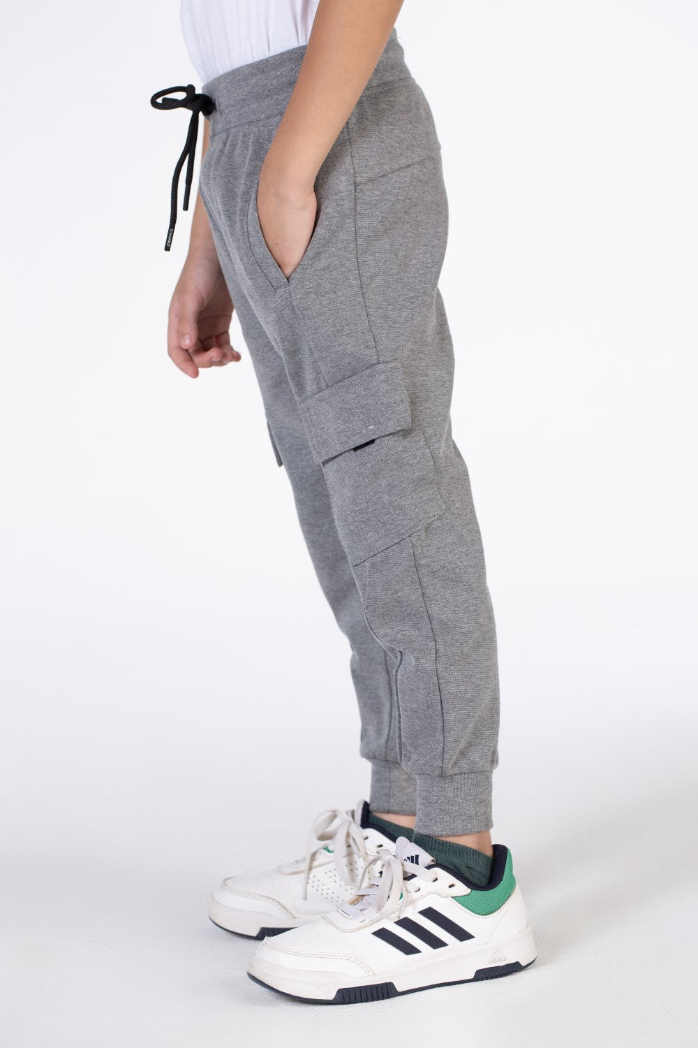 Boys Basic Sweatpants With Elastic Waistband And Front And Back Pockets