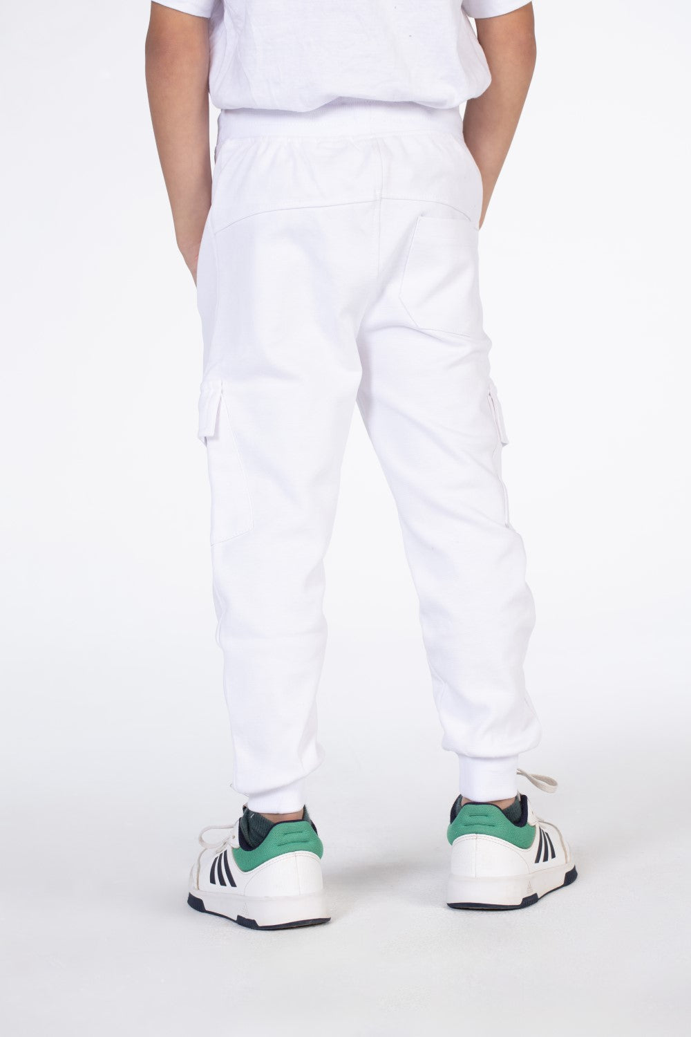 Boys Basic Sweatpants With Elastic Waistband And Front And Back Pockets