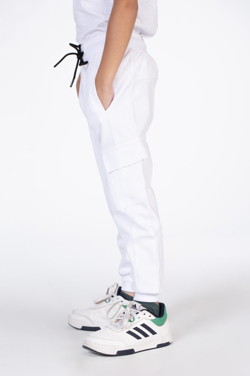 Boys Basic Sweatpants With Elastic Waistband And Front And Back Pockets