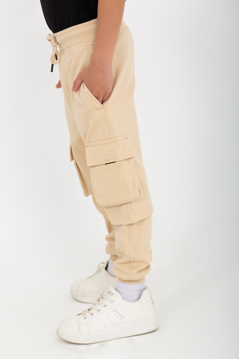 Boy's Regular Fit Sweatpants With Unique Cut