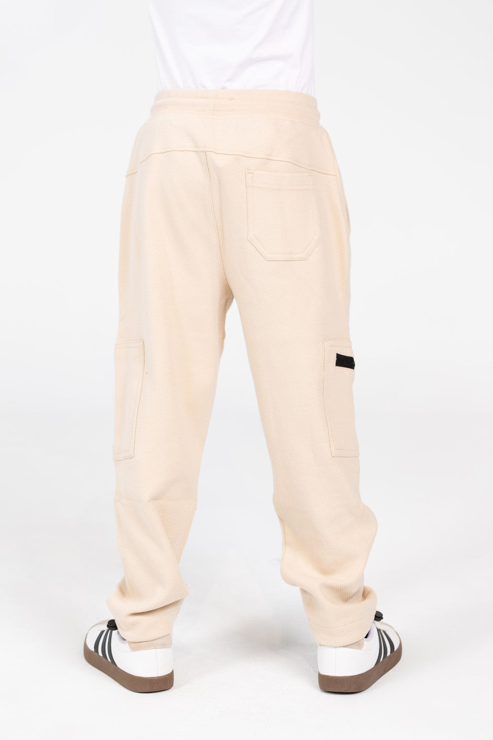 Boy's Sweatpants With Drawstring In The Middle And Side Pockets