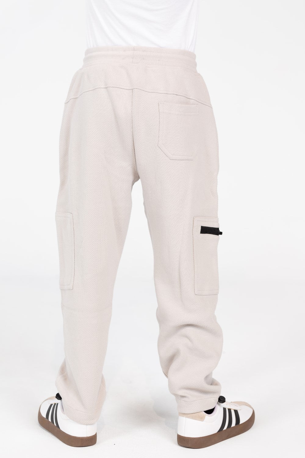 Boy's Sweatpants With Drawstring In The Middle And Side Pockets