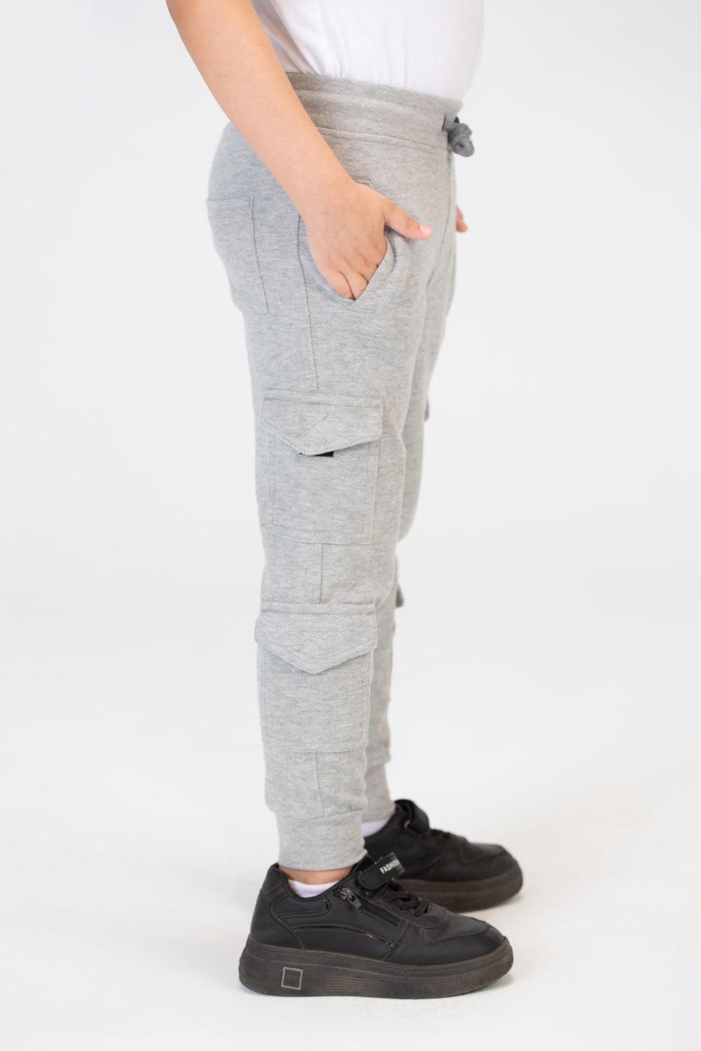 Boys Sweatpants With Elastic Waistband And Side And Back Pockets