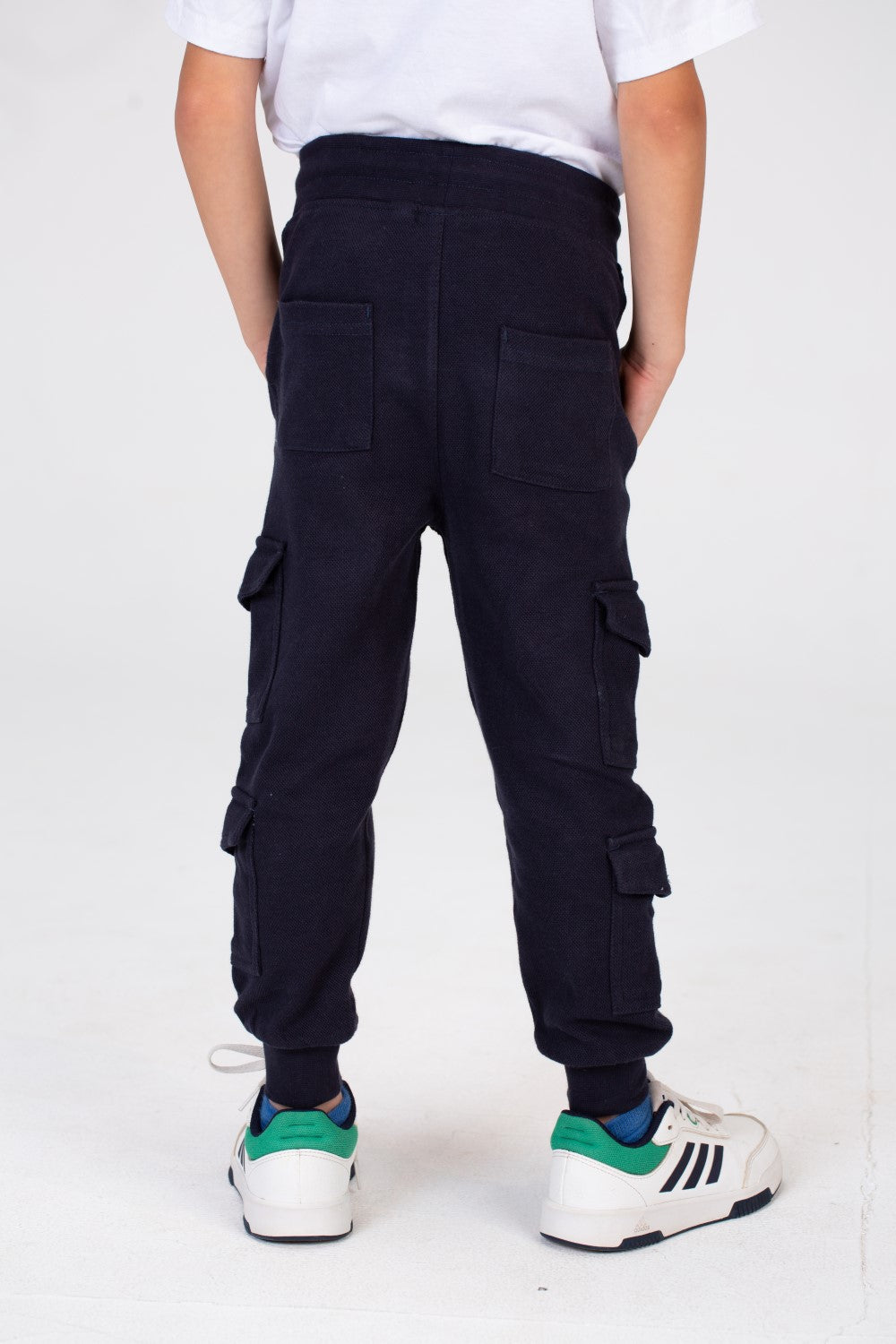 Boys Sweatpants With Elastic Waistband And Side And Back Pockets