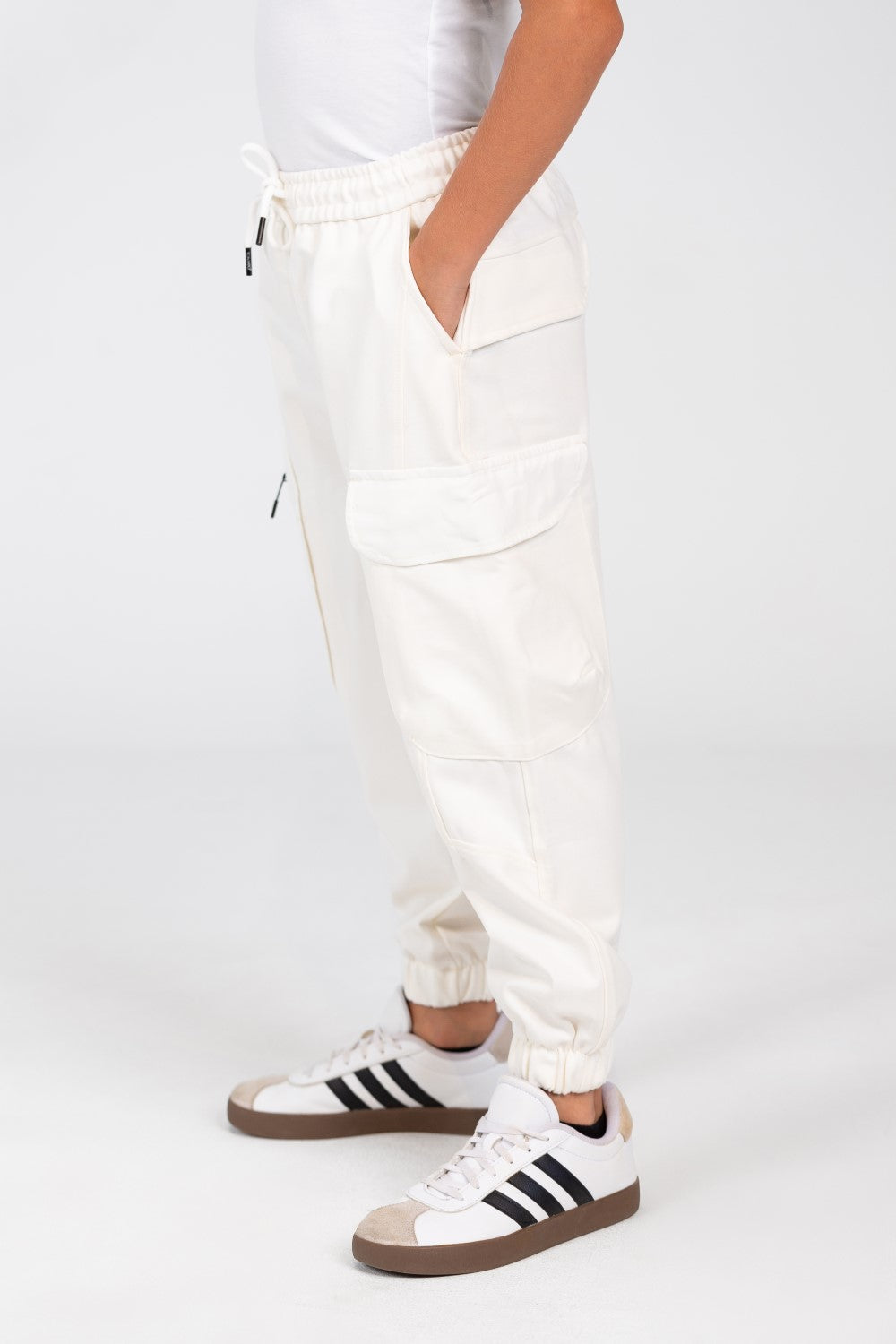Boy's Sweatpants With Elastic Waistband And Modern Side Pockets