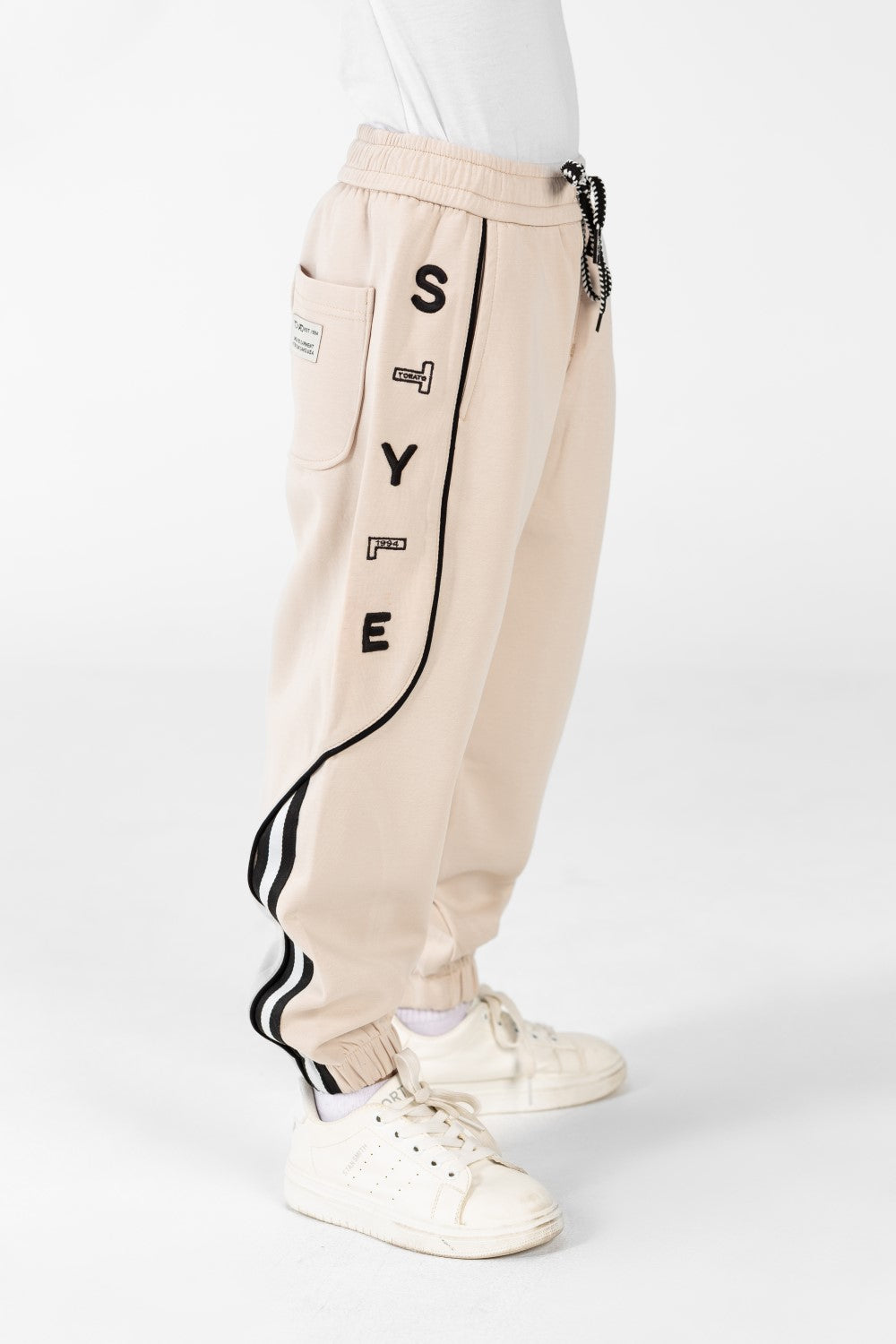 Boy's Sweatpants Joggers With Drawstring Closure And Back Pocket