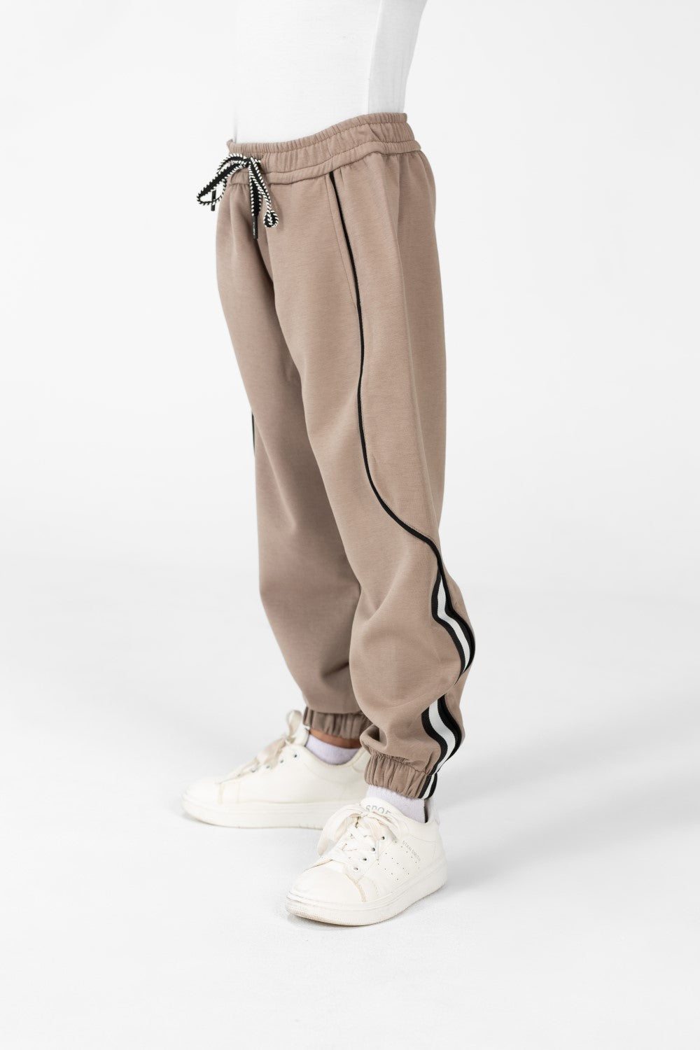 Boy's Sweatpants Joggers With Drawstring Closure And Back Pocket