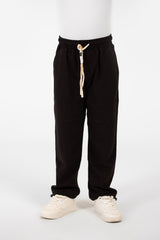 Boys' Oversized Sweatpants With Elastic Waistband And Pockets In A Modern Design