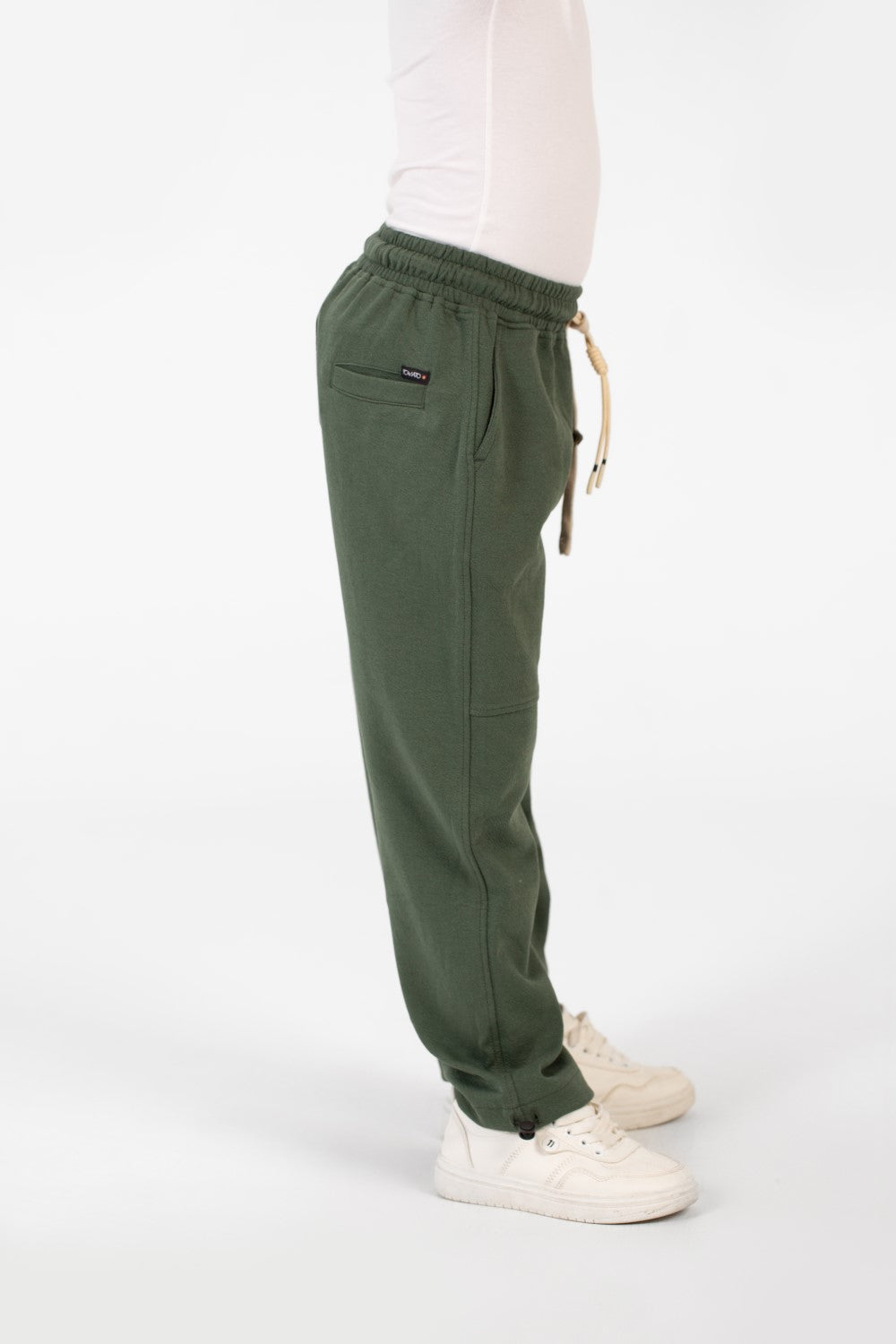 Boys' Oversized Sweatpants With Elastic Waistband And Pockets In A Modern Design
