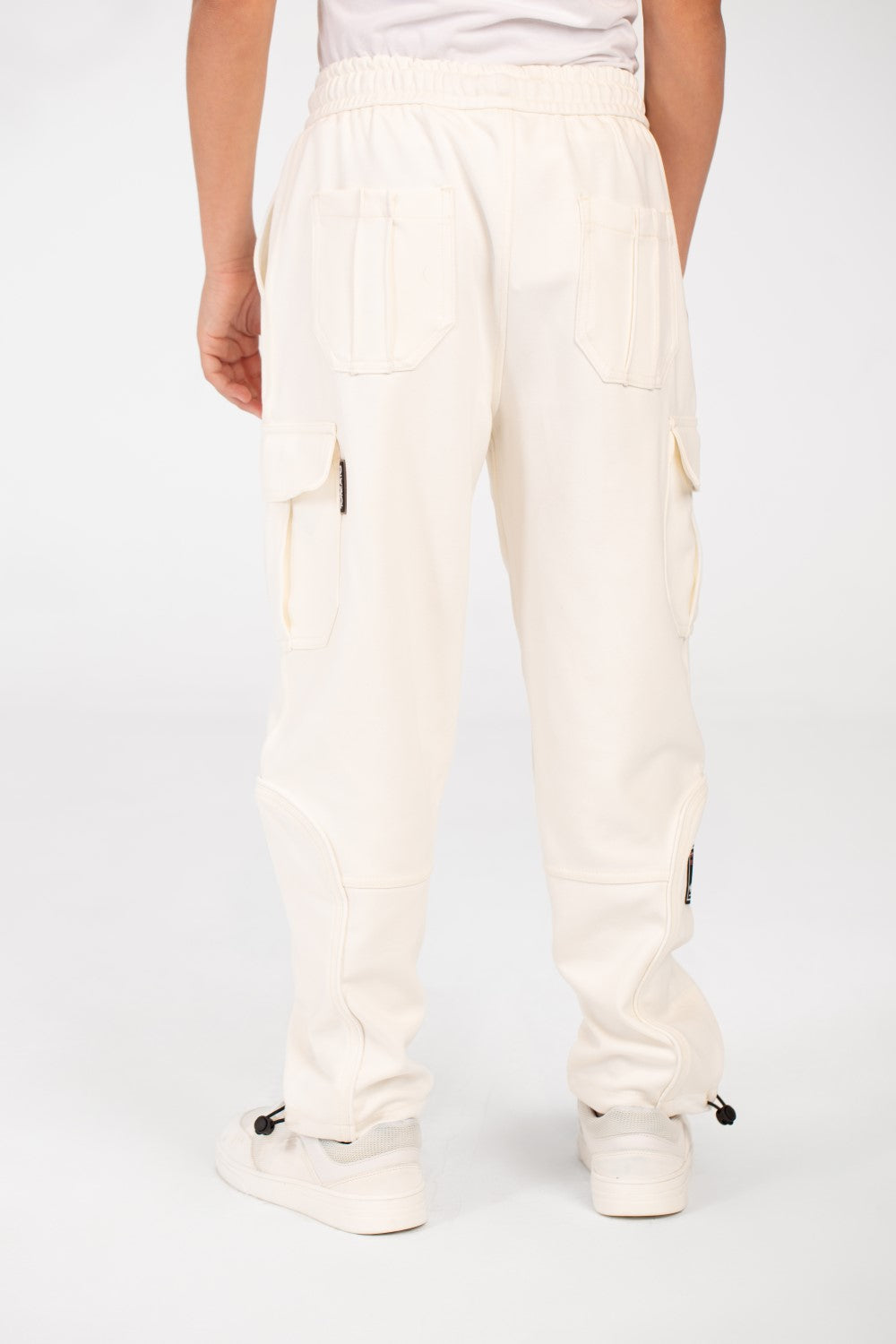 Boy's Oversized Sweatpants In A Modern Design