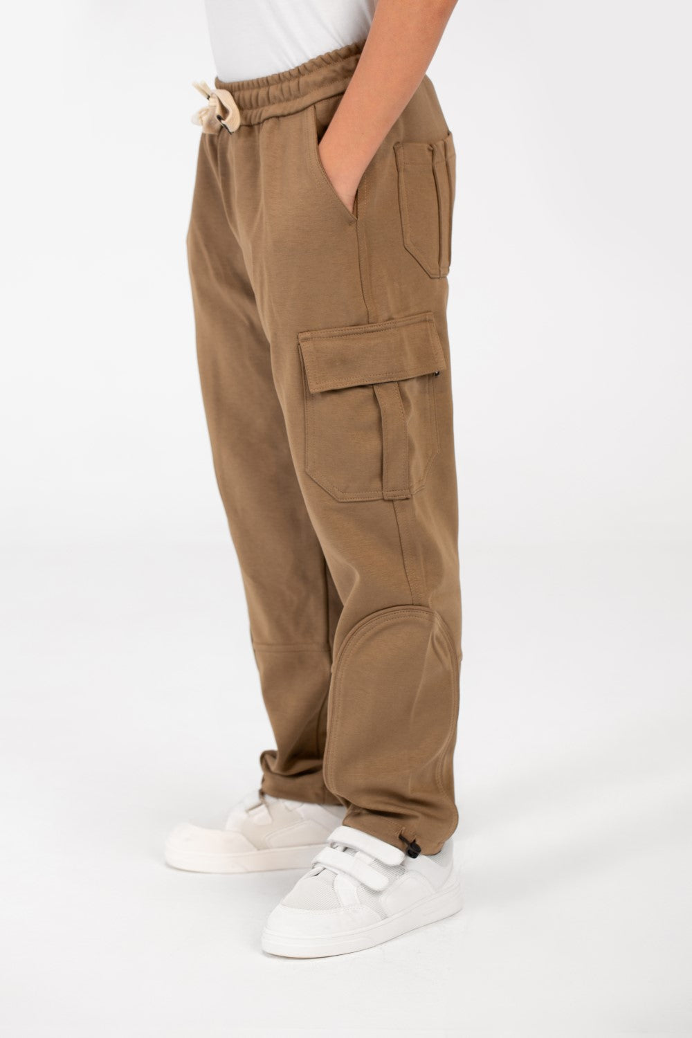 Boy's Oversized Sweatpants In A Modern Design