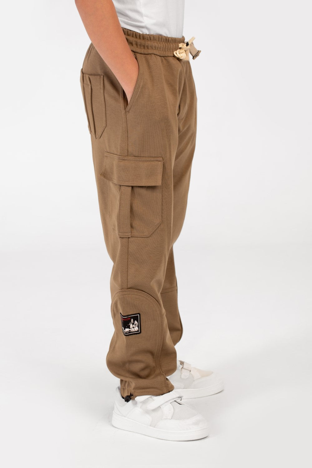 Boy's Oversized Sweatpants In A Modern Design