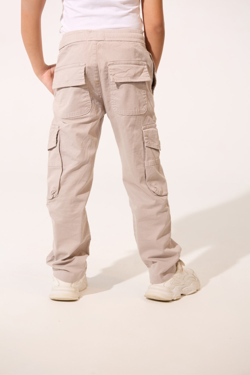 بنطلون شروال غاباردين واسع الساق للأولاد مع جيوب جانبية عصرية