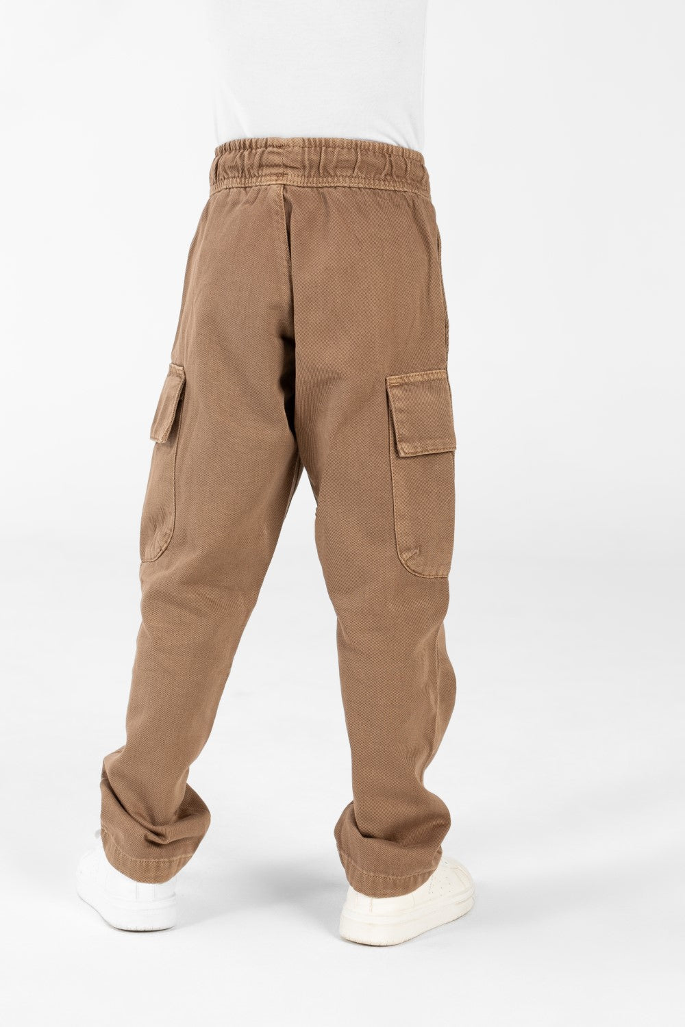 بنطلون جبردين فضفاض للأولاد بقصّة عصرية فريدة