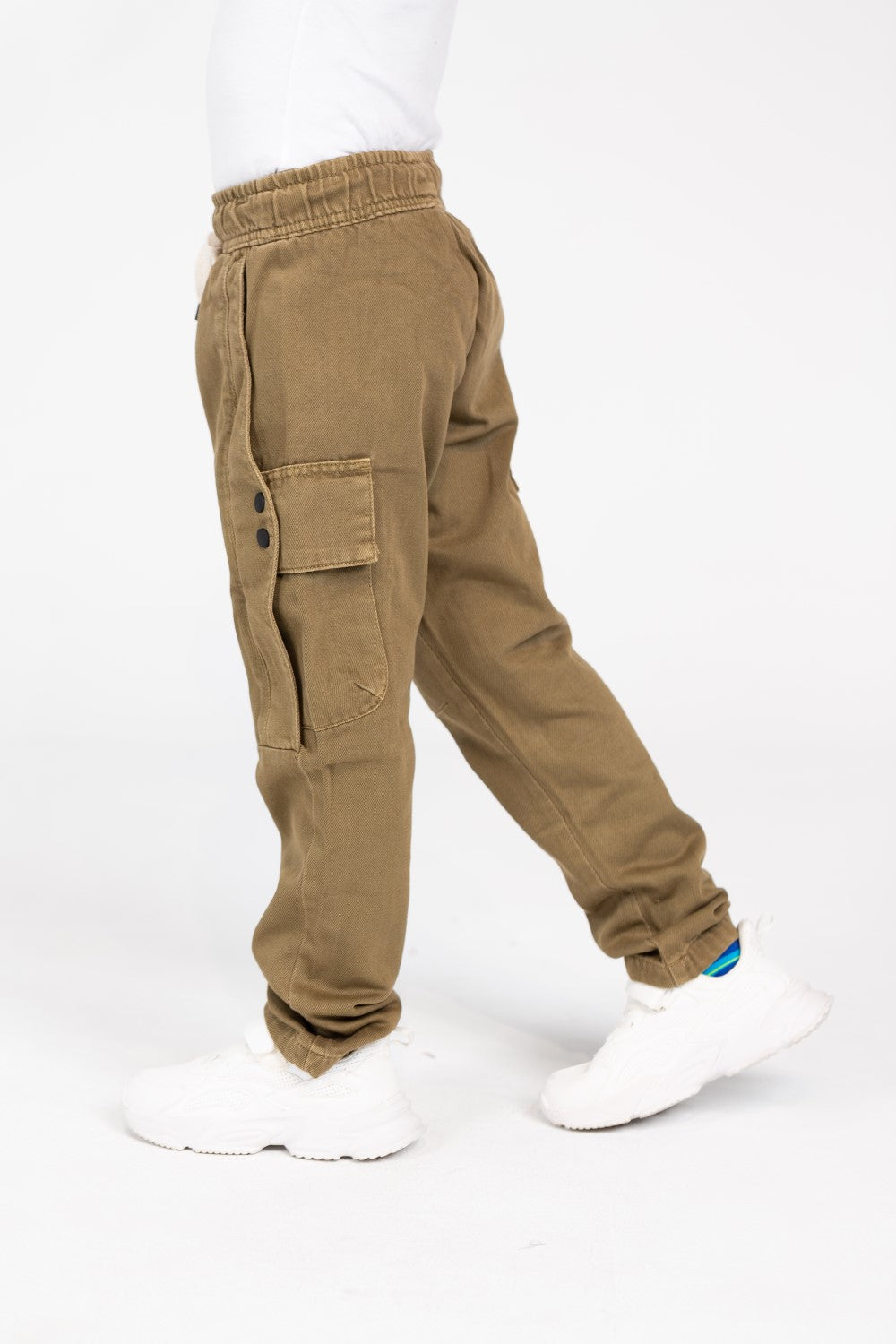 بنطلون جبردين فضفاض للأولاد بقصّة عصرية فريدة